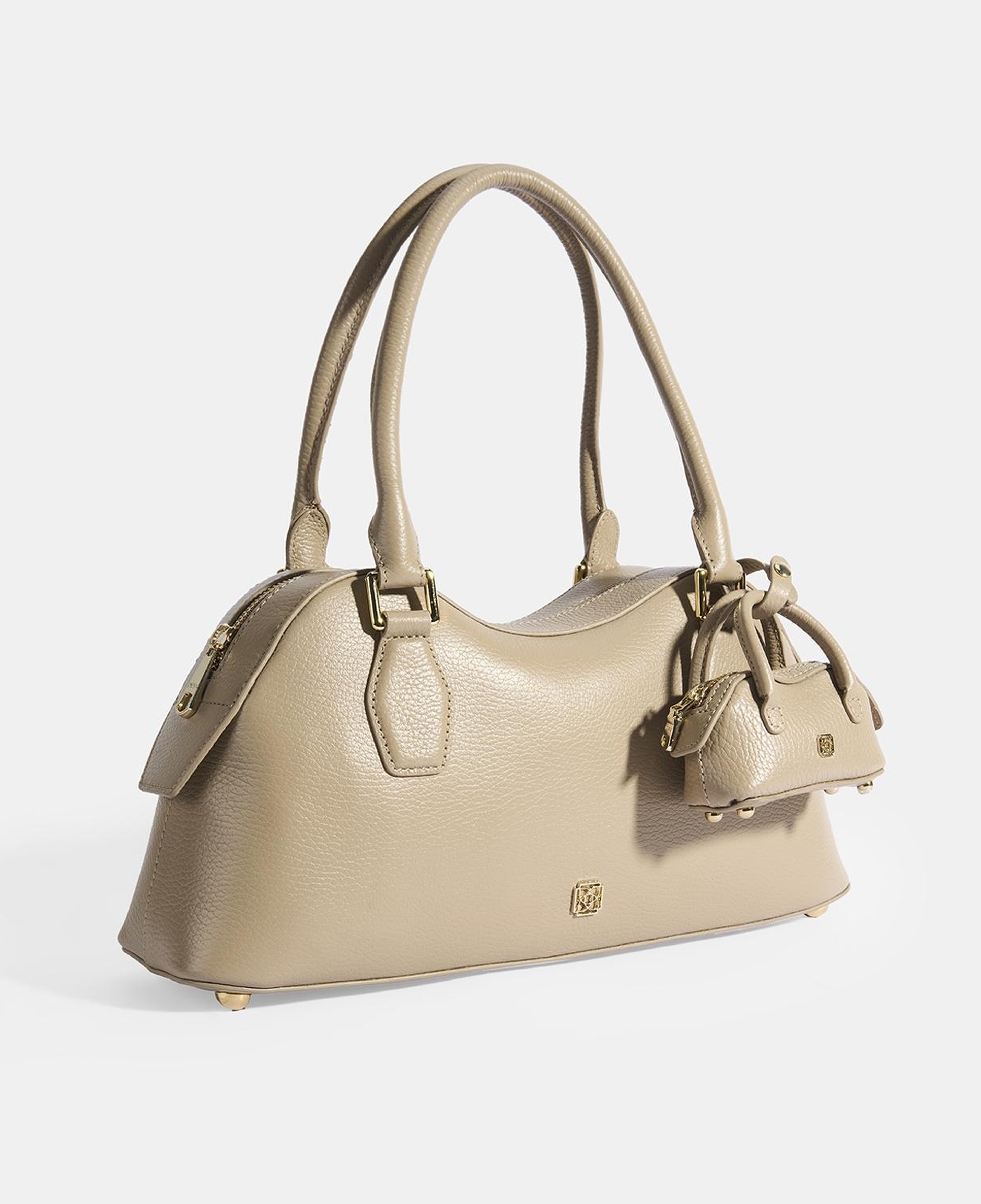 Kadın Vizon Deri Çanta Aksesuarlı Büyük Omuz Çantası