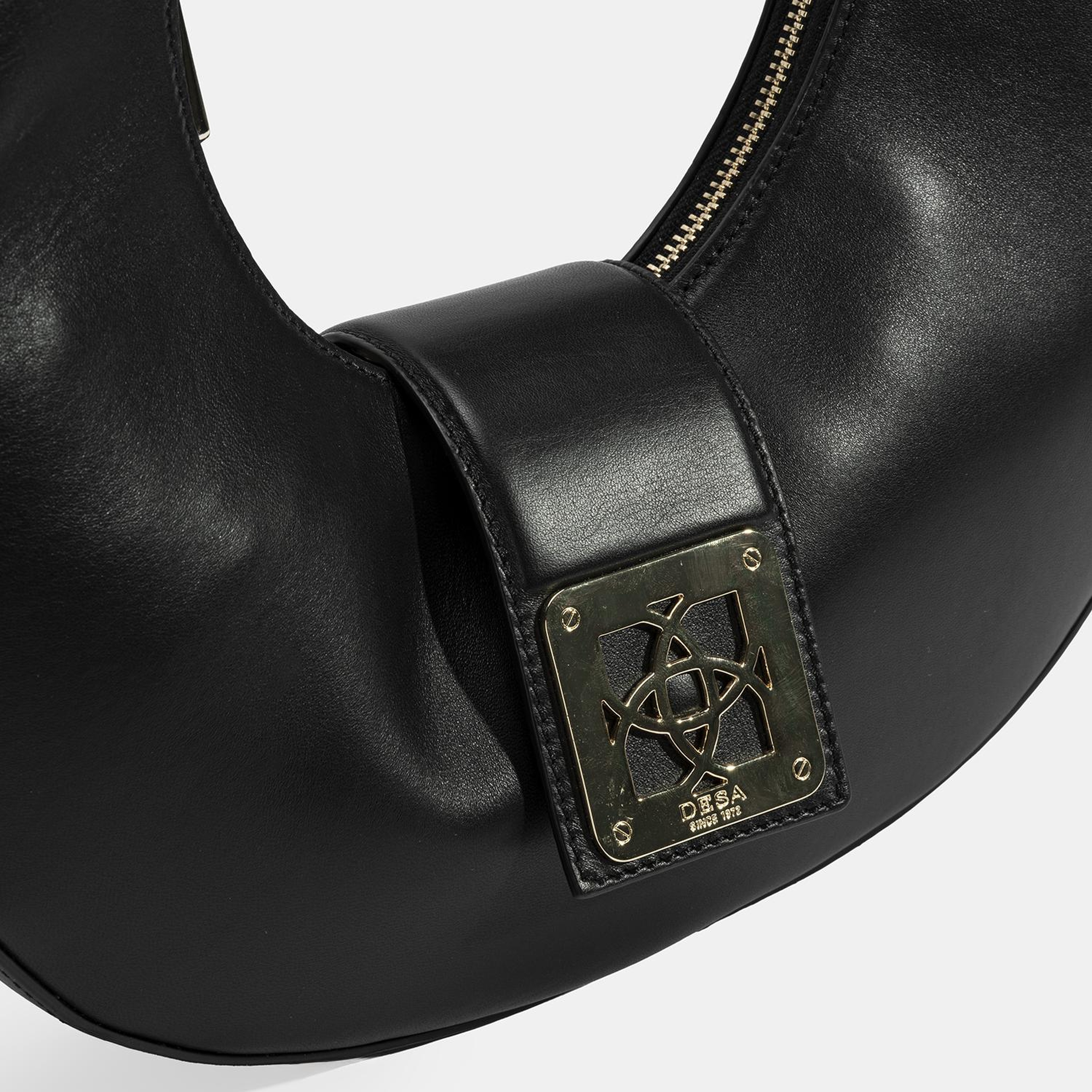 Kadın Siyah Deri Omuz Çantası