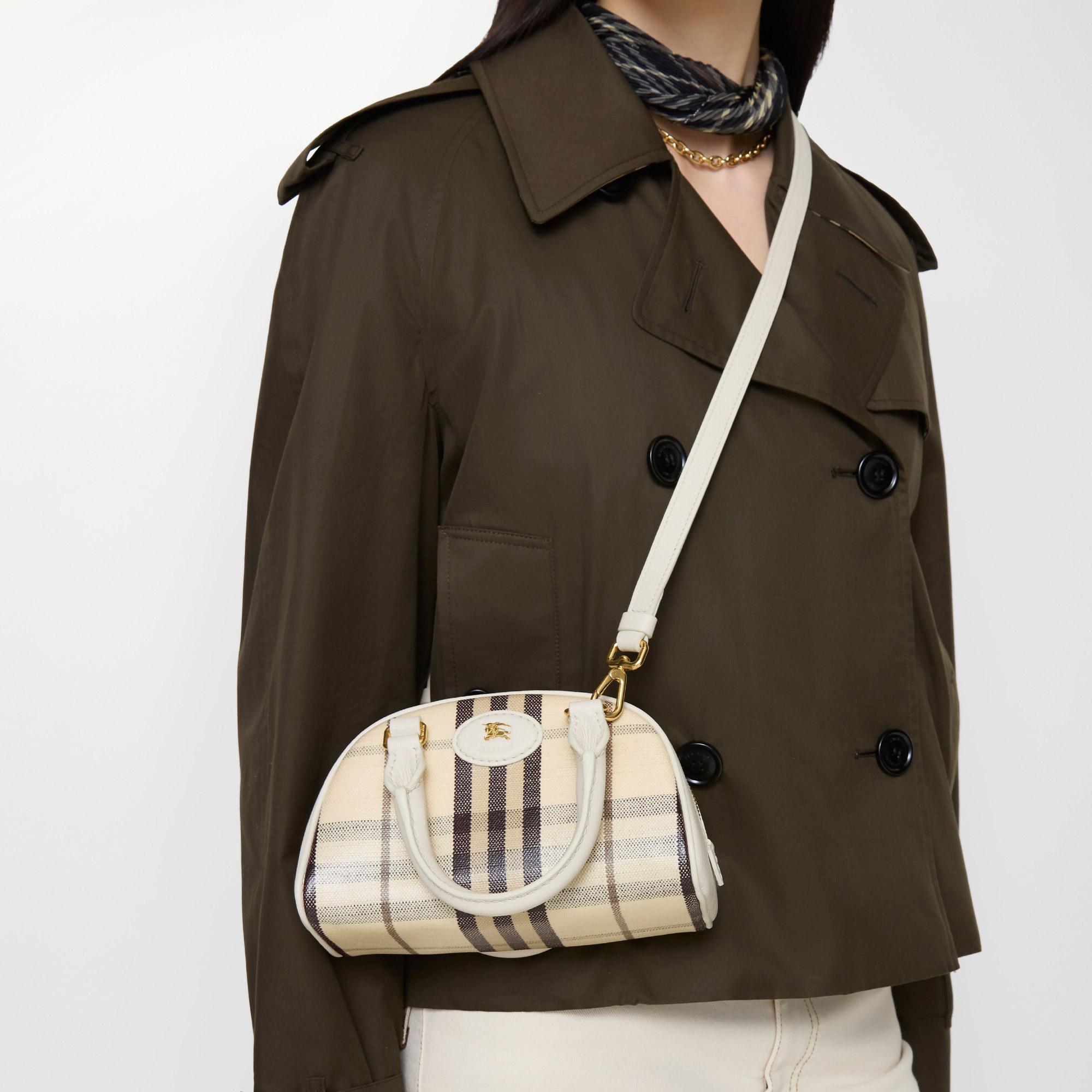 Burberry Hıghlands Bowlıng Kadın Bej El Çantası