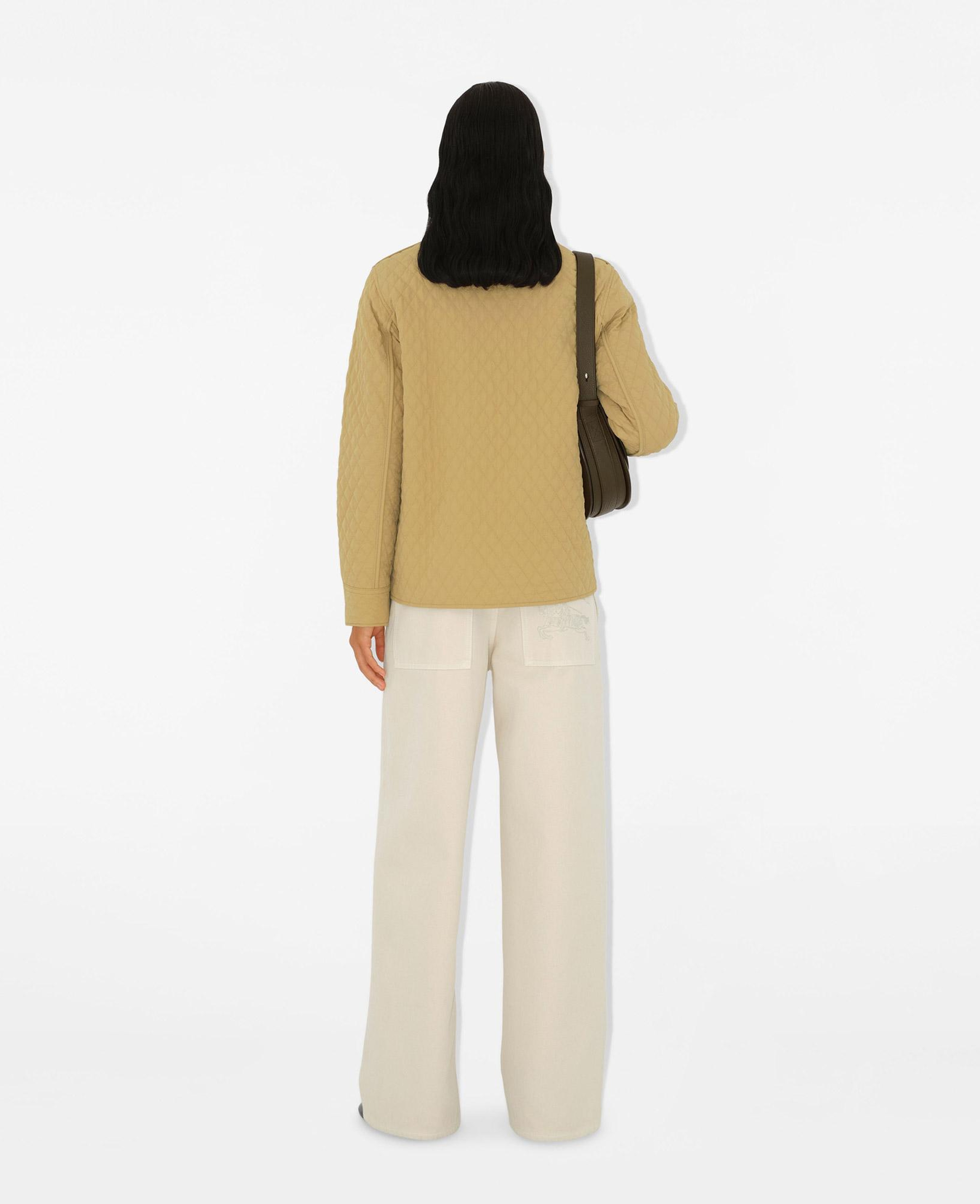 Burberry Reversible Quilted Nylon Kadın Bej Ceket