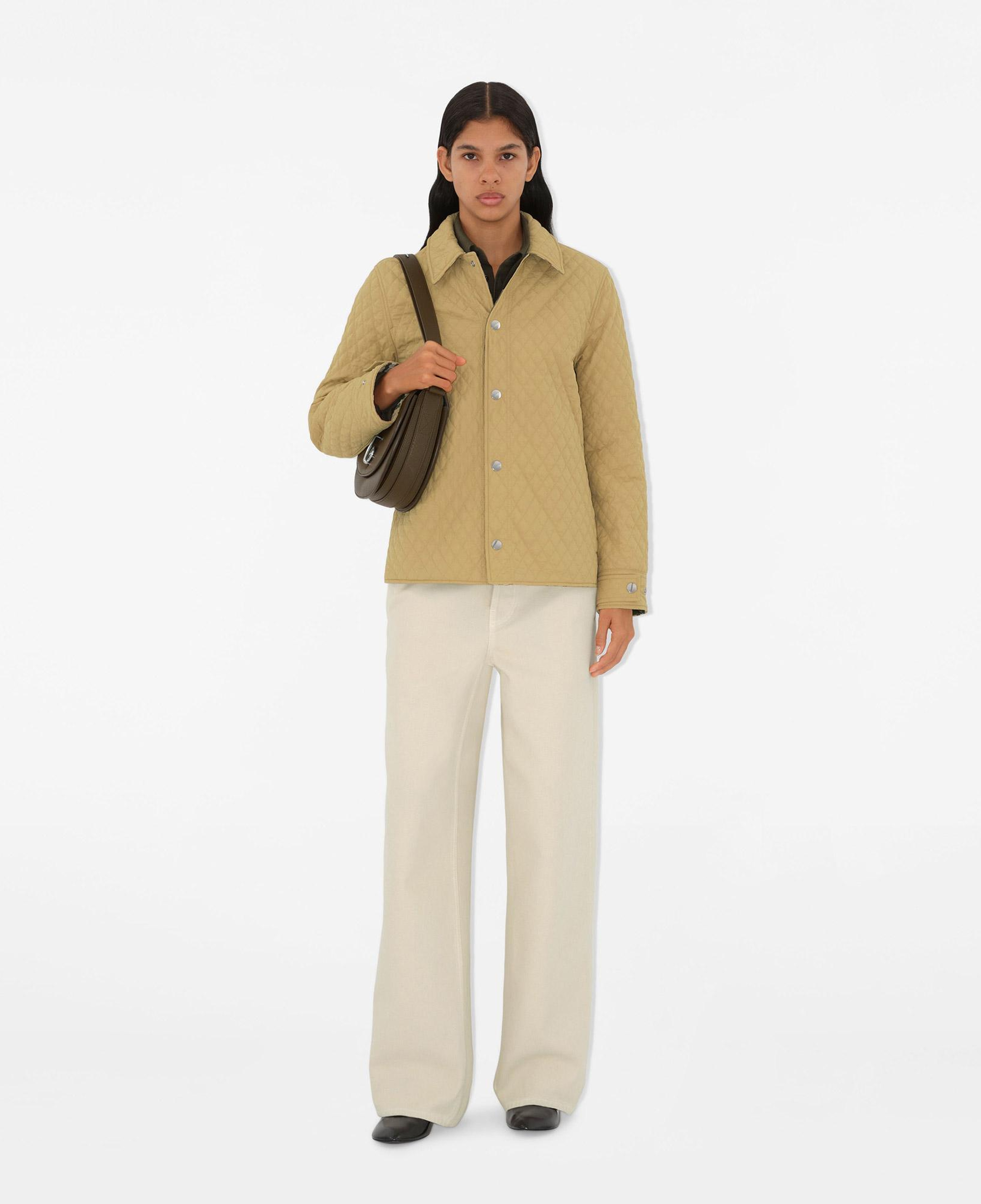 Burberry Reversible Quilted Nylon Kadın Bej Ceket