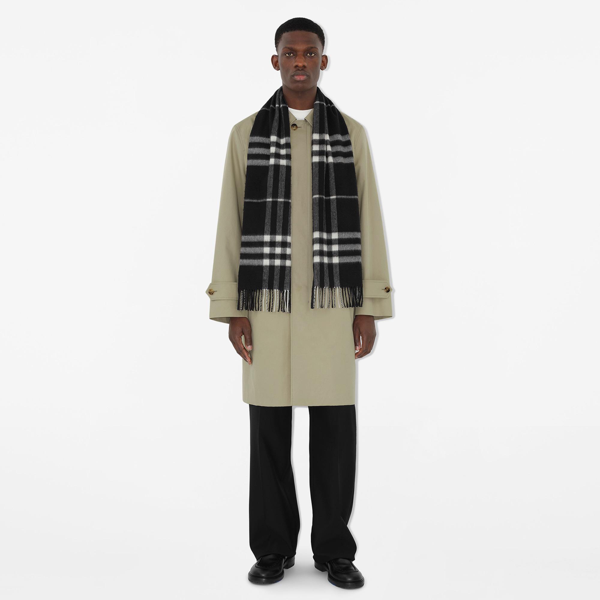 Burberry Check Kaşmir Kadın Siyah Atkı