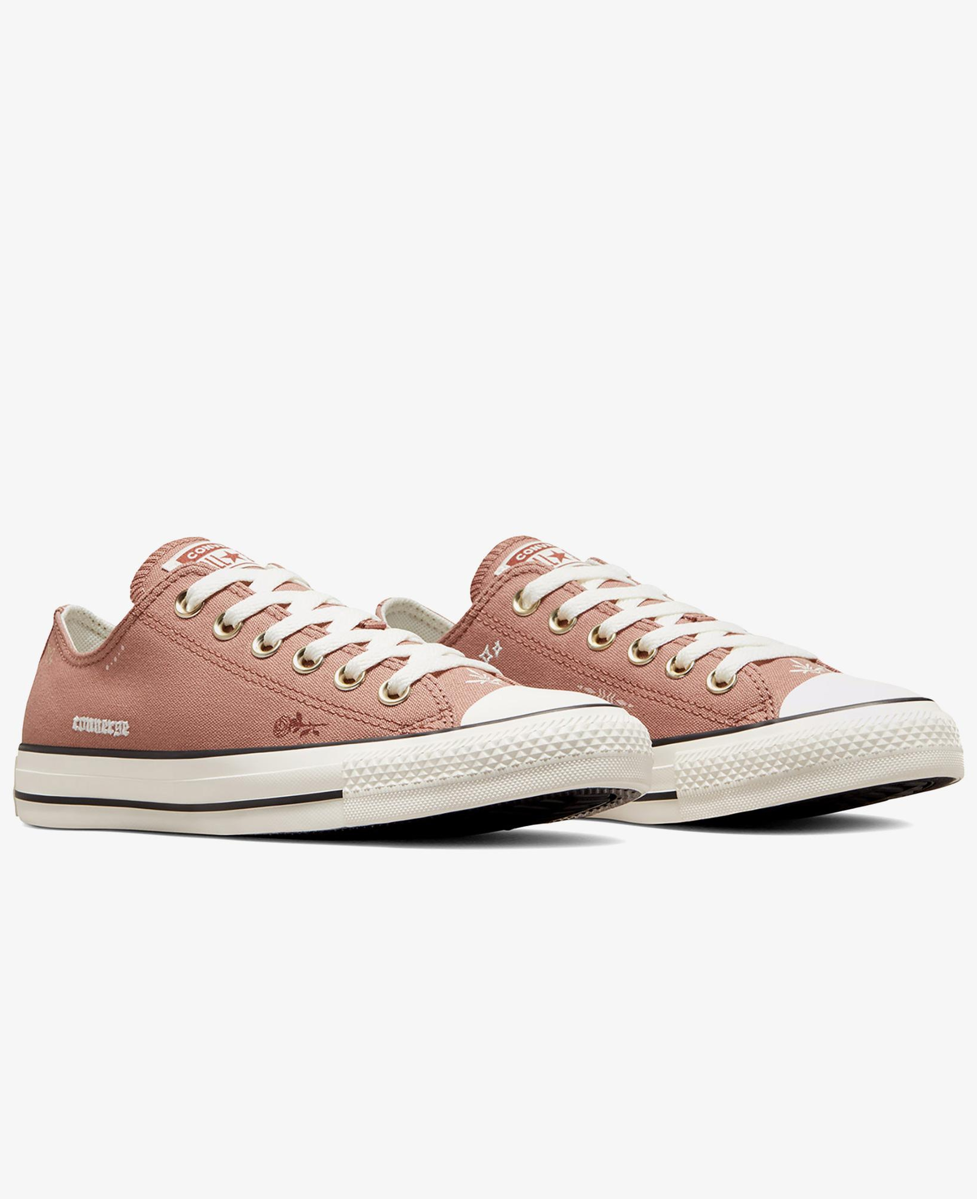 Converse Chuck Taylor All Star Sneaker