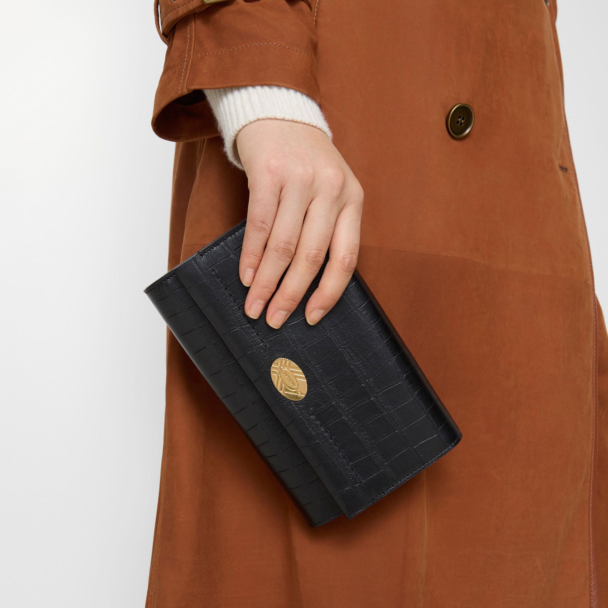 Burberry Cotswolds Kadın Siyah Omuz Çantası