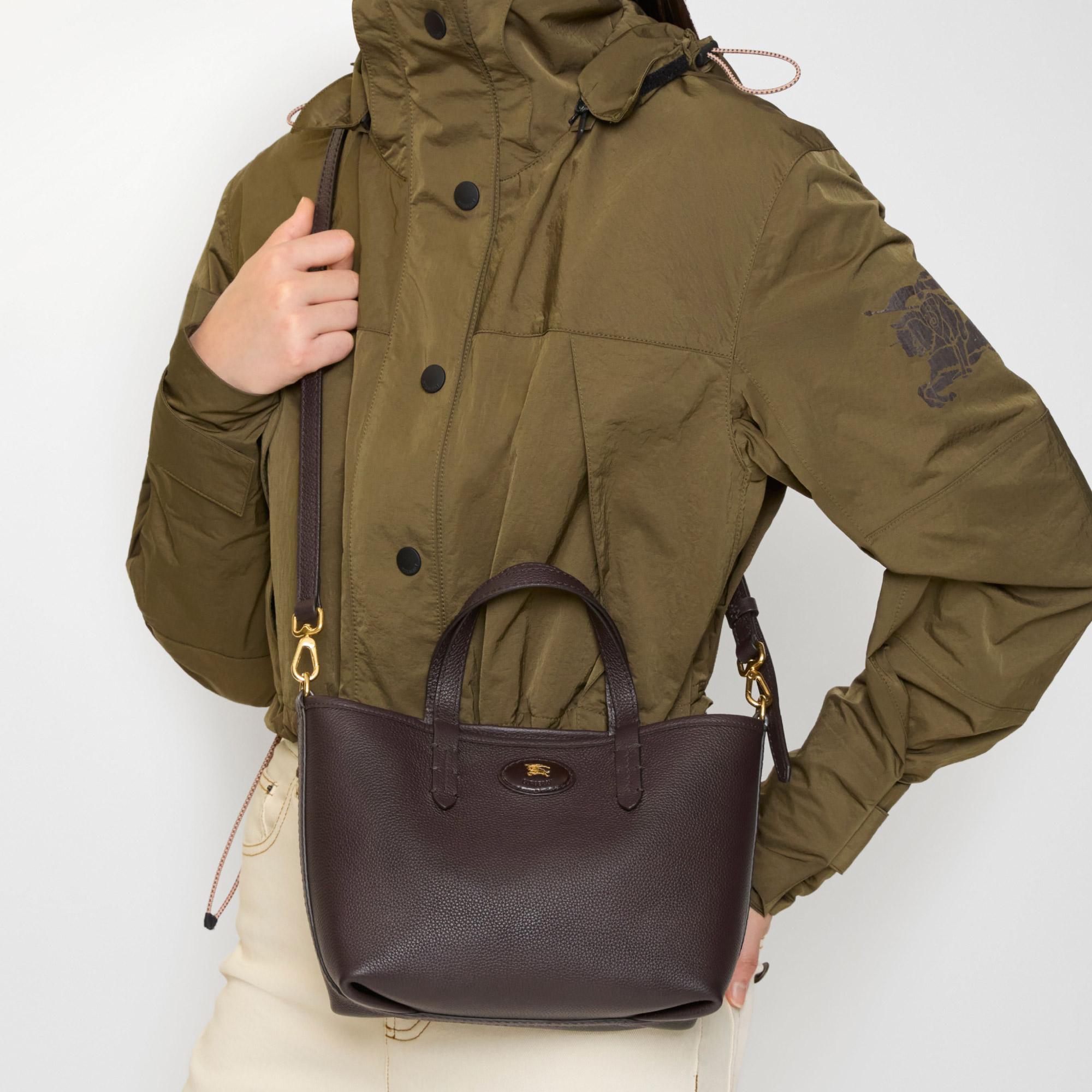 Burberry Reversıble Tote Kadın Kahverengi Omuz Çantası