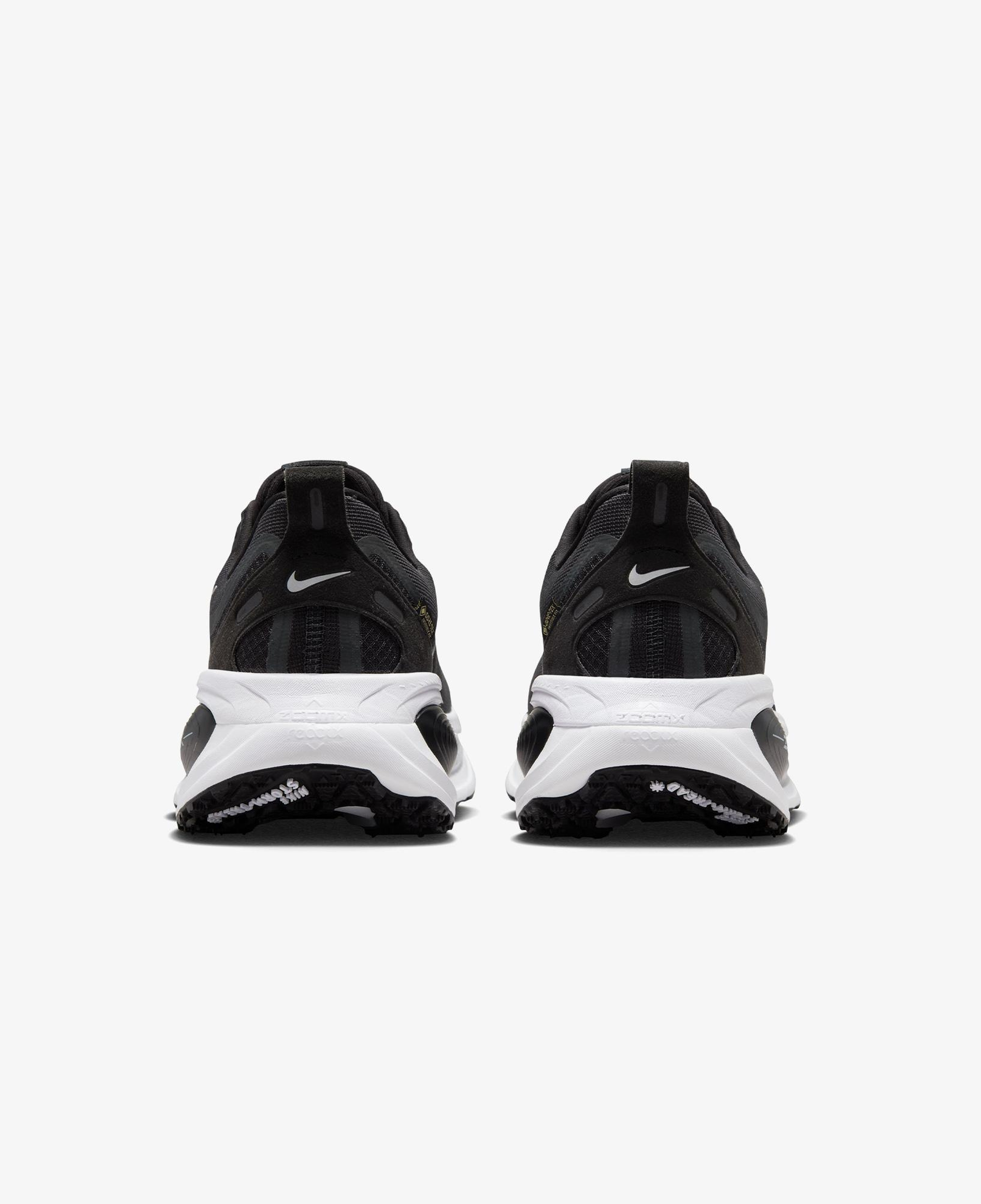 Nike Vomero 18 Gore-Tex Erkek Siyah Koşu Ayakkabısı