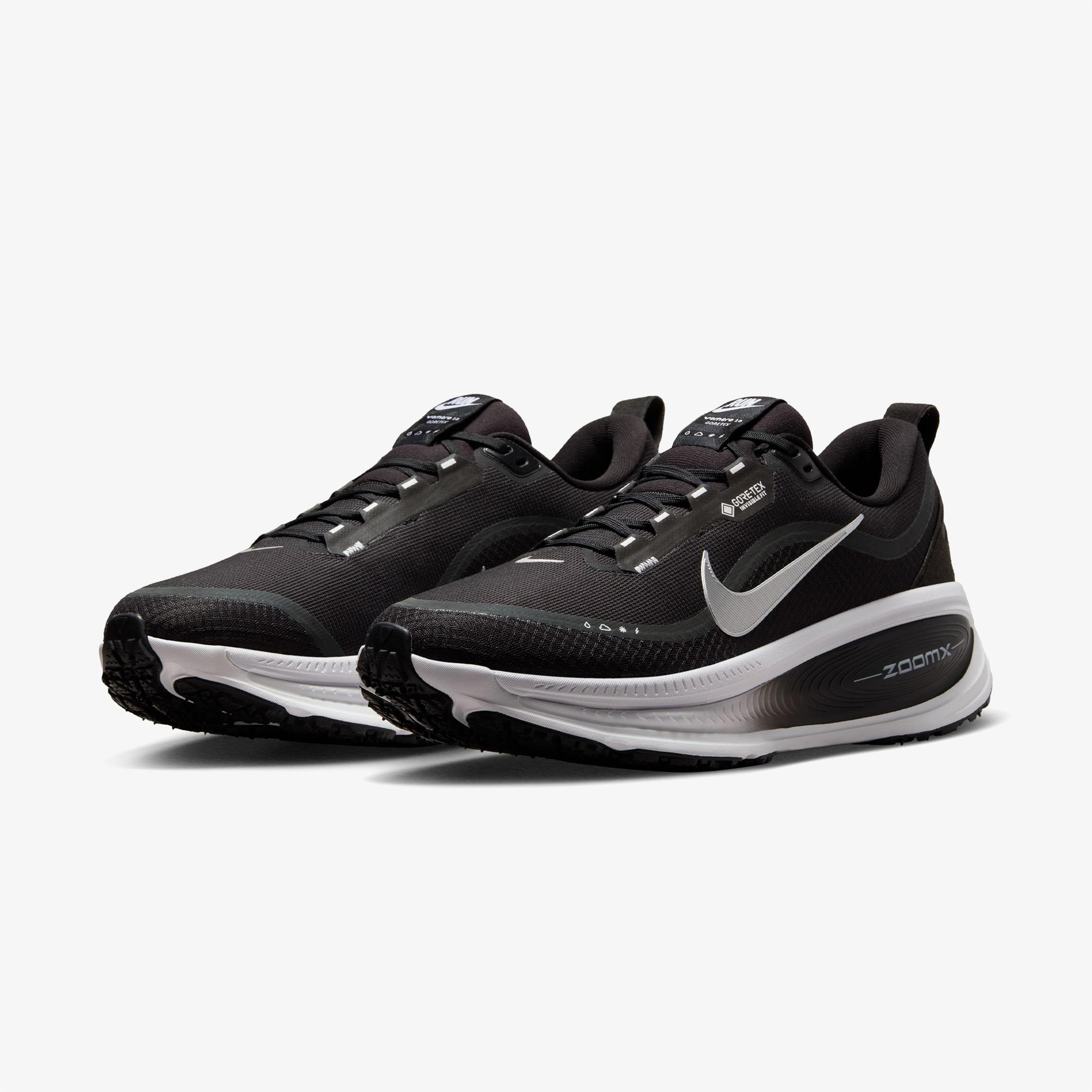 Nike Vomero 18 Gore-Tex Erkek Siyah Koşu Ayakkabısı