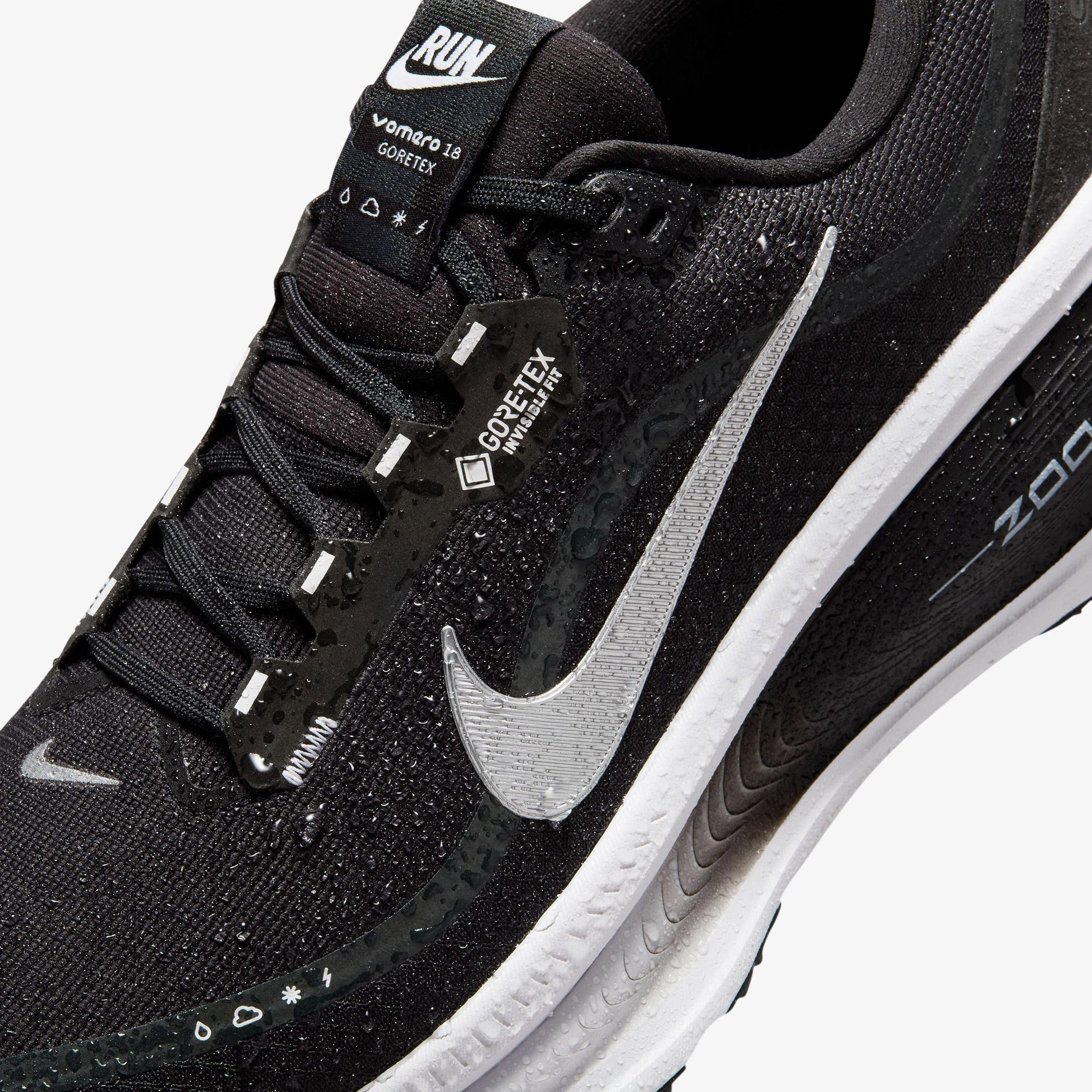 Nike Vomero 18 Gore-Tex Erkek Siyah Koşu Ayakkabısı