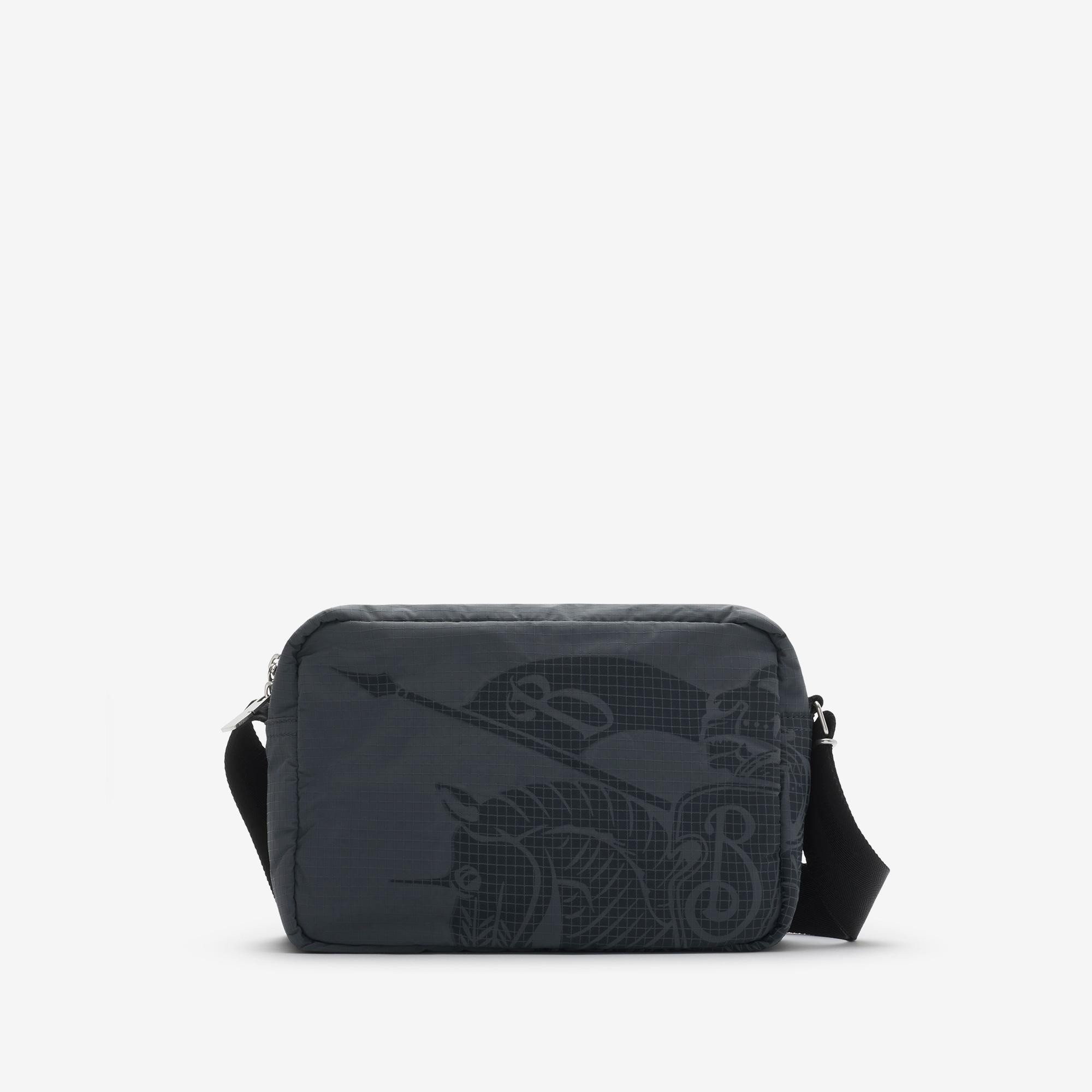 Burberry Ripstop Windbreaker Crossbody Erkek Gri Omuz Çantası