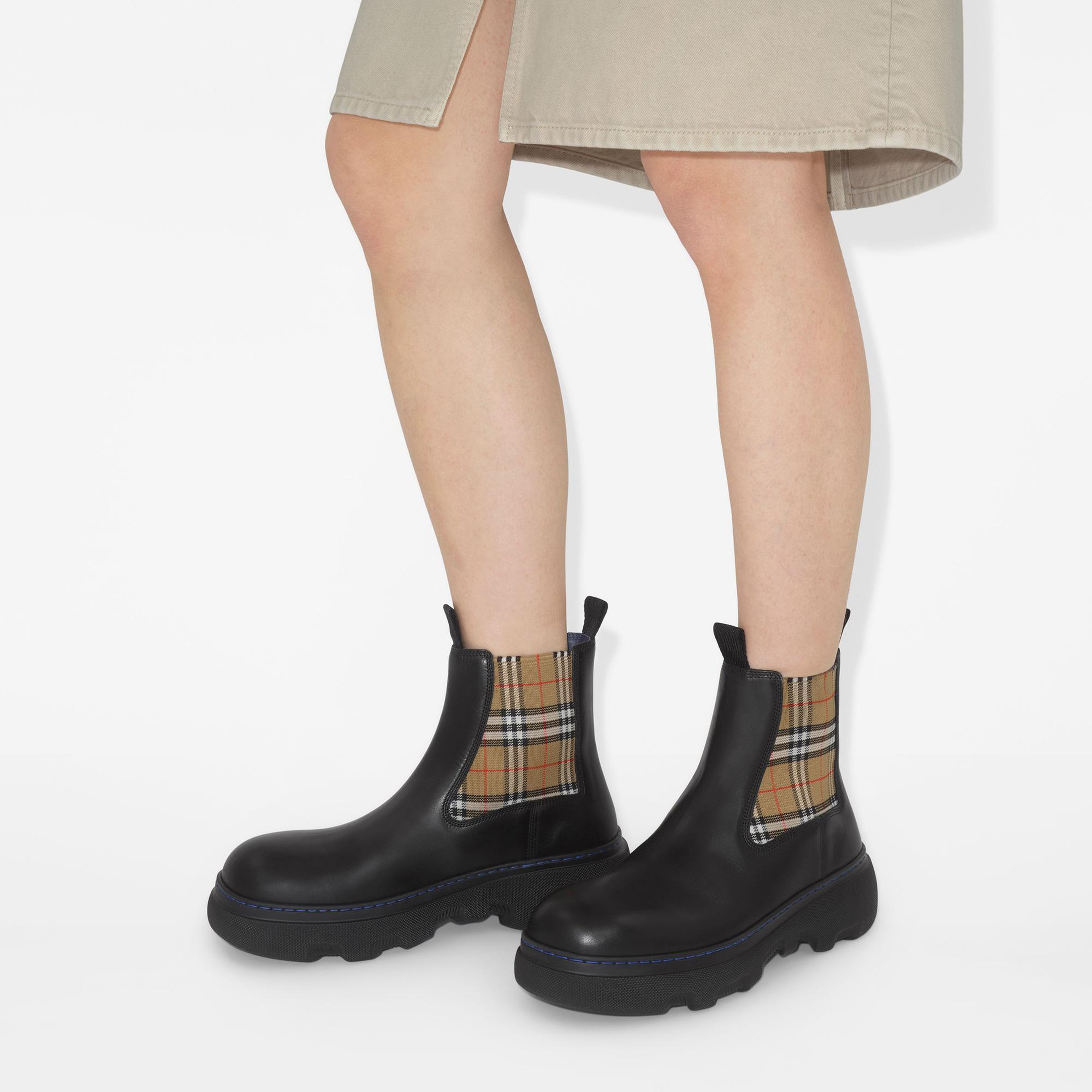 Burberry Leather Creeper Low Chelsea Kadın Siyah Bot