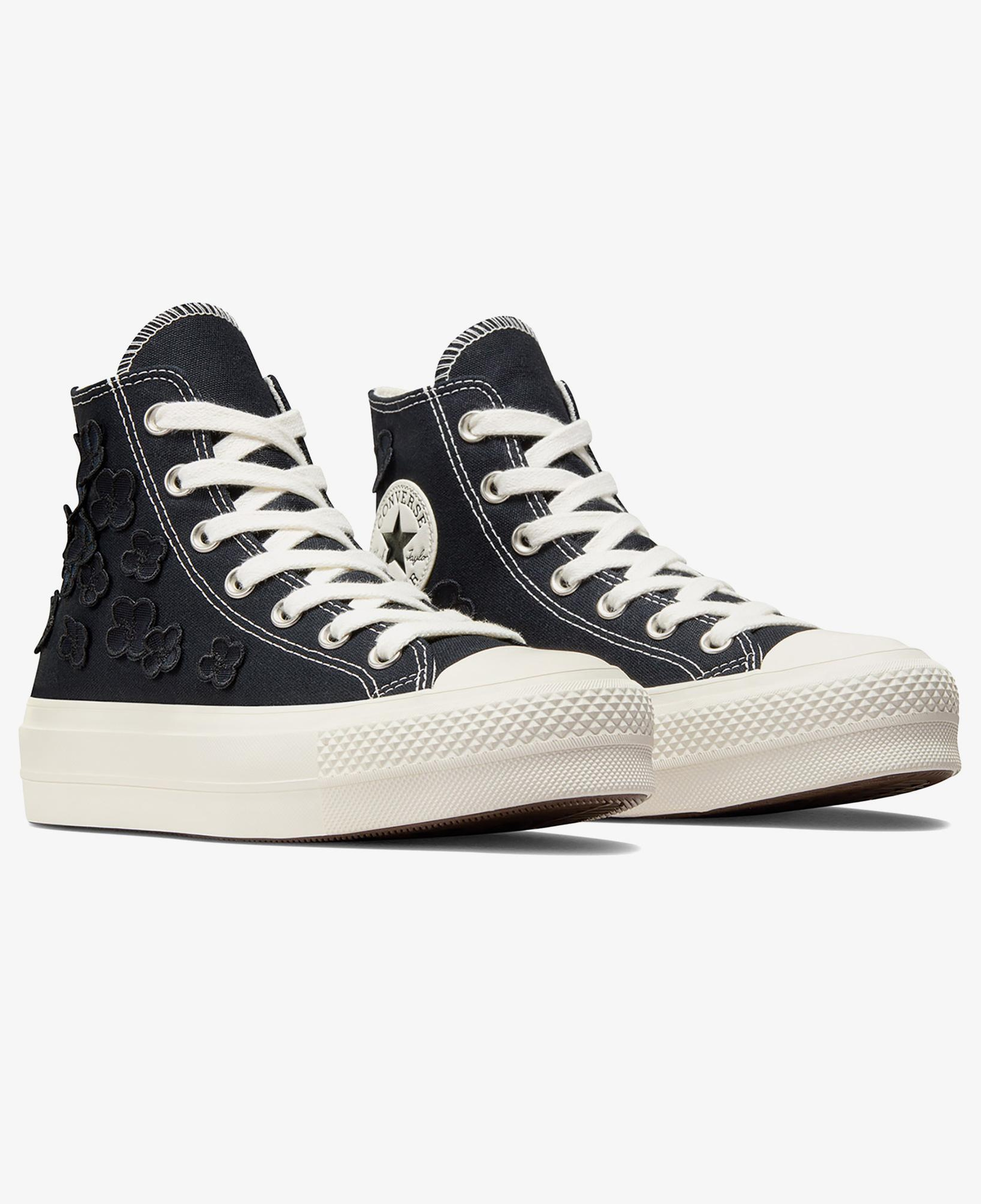 Converse Chuck Taylor All Star Lift 3D Flowers Kadın Siyah Sneaker