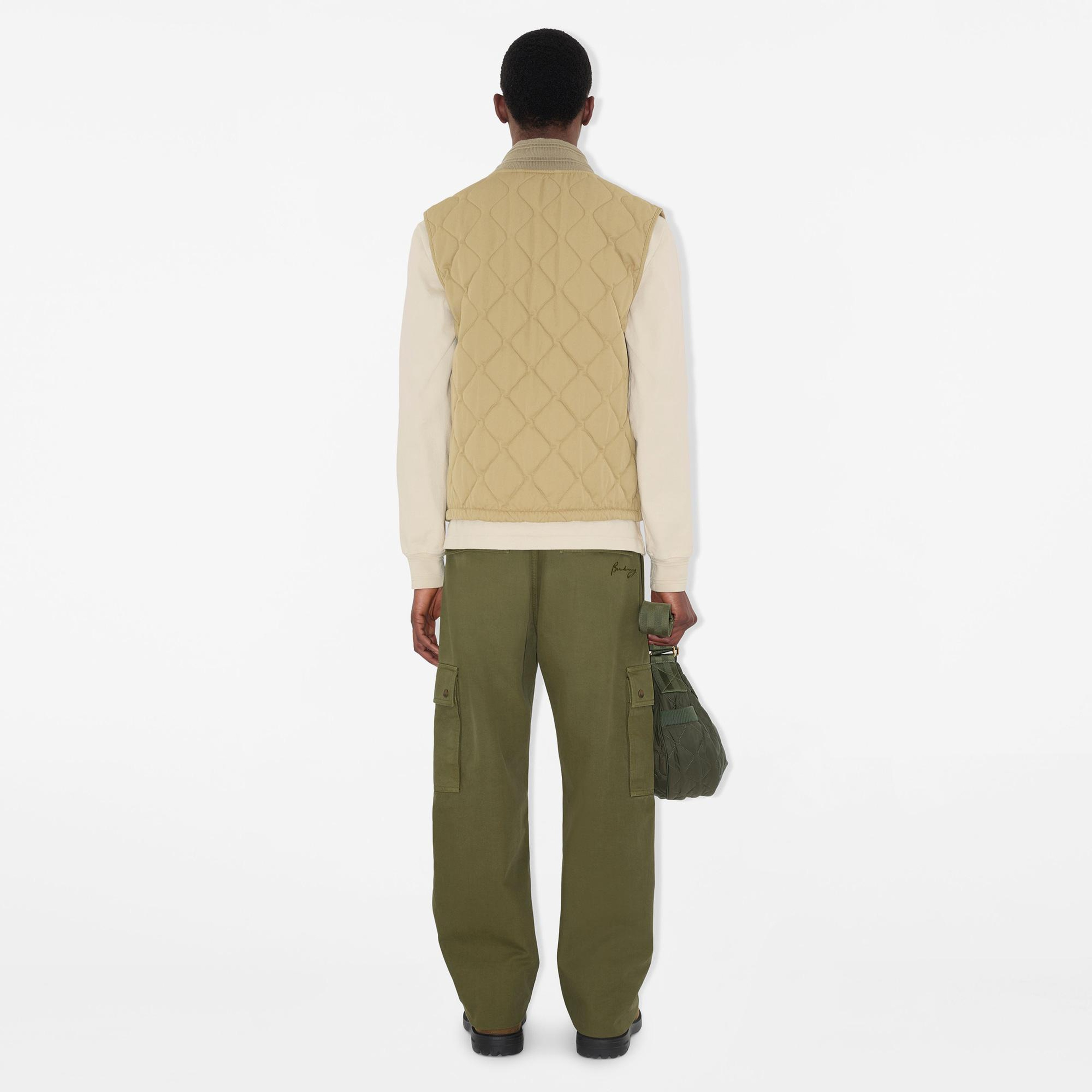 Burberry Quilted Gabardine Gilet Erkek Bej Yelek