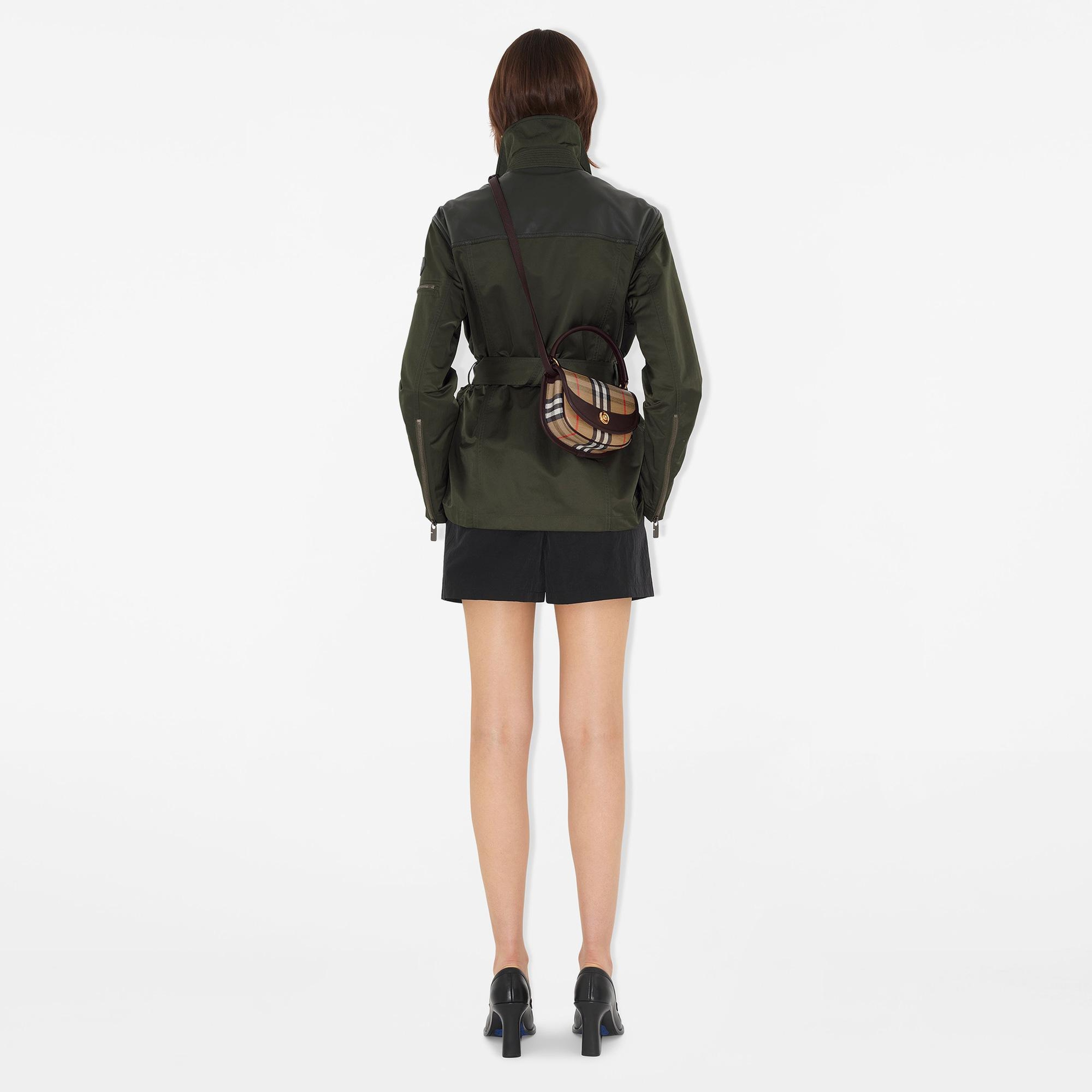 Burberry Mini Highlands Kadın Bej Çanta