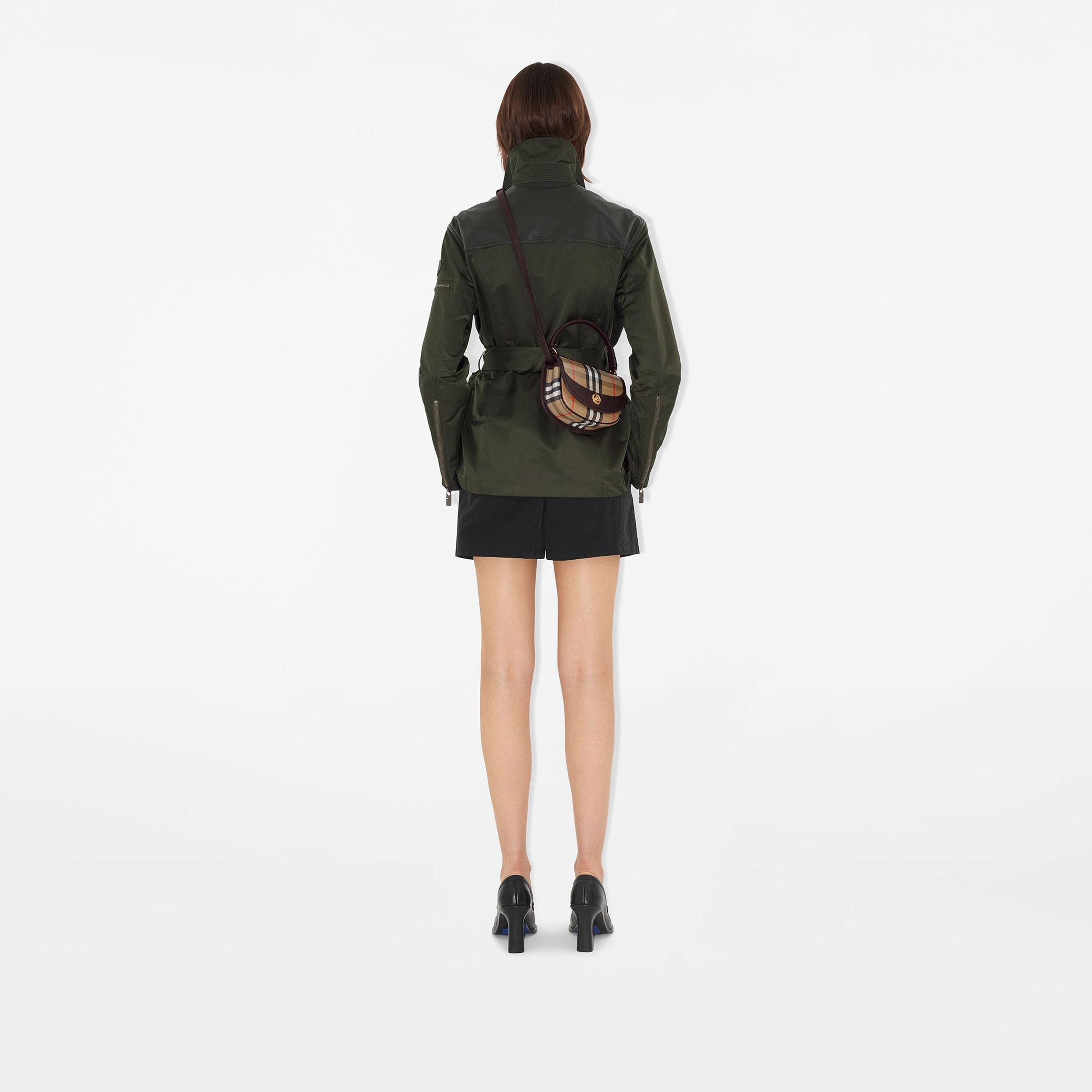 Burberry Mini Highlands Kadın Bej Çanta