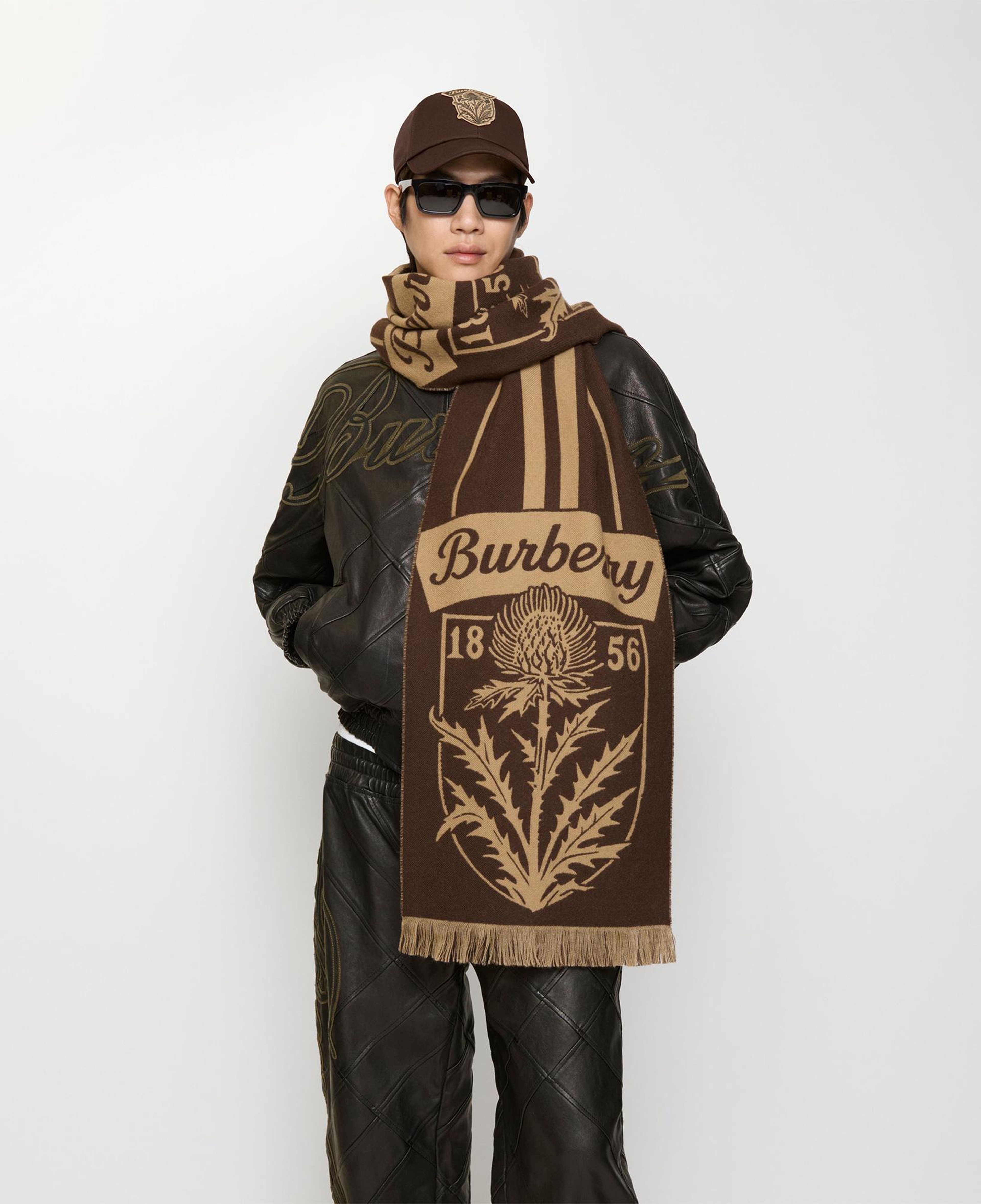 Burberry Thıstle Football Kadın Kahverengi Atkı