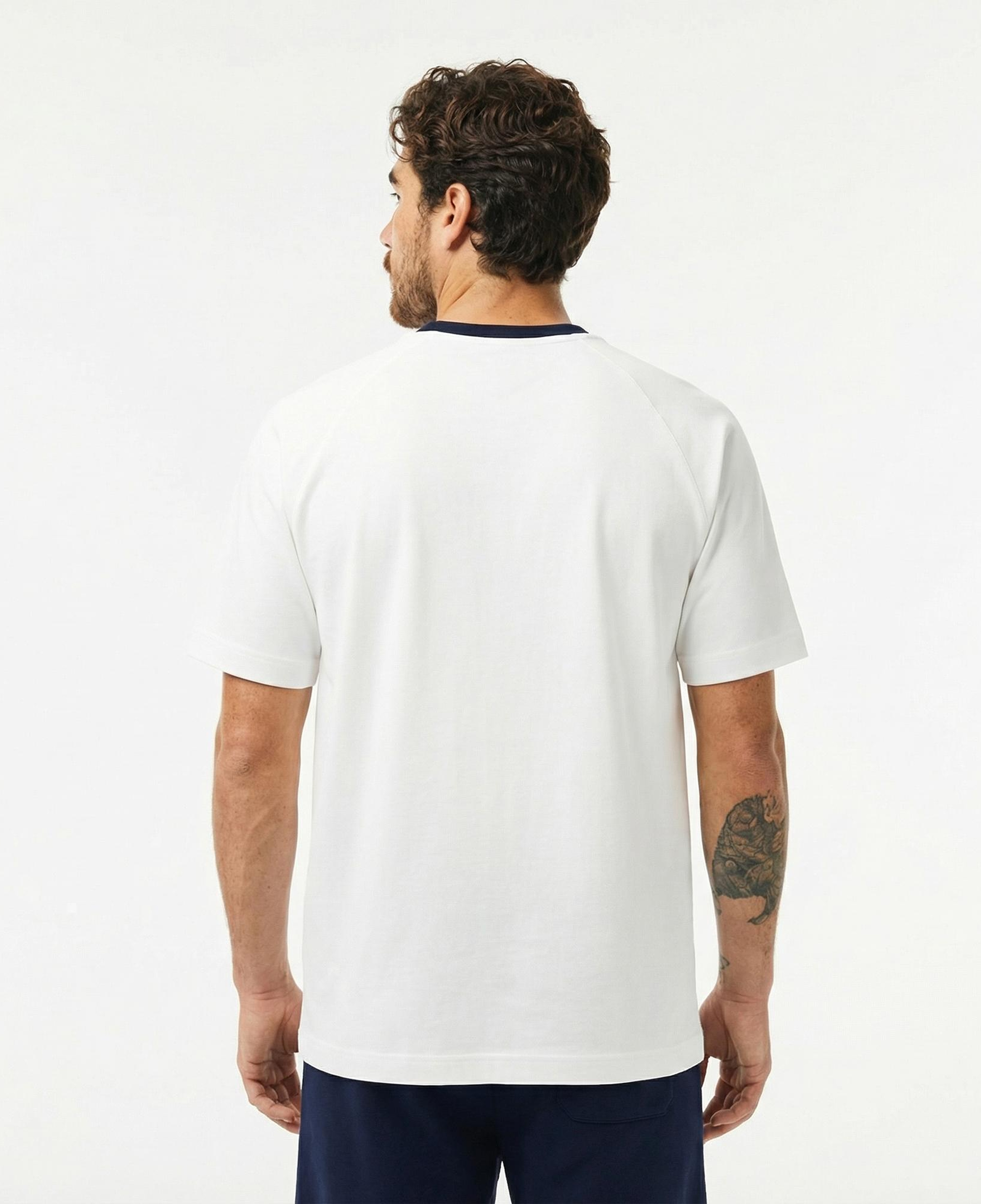 Lacoste Erkek Bisiklet Yaka Beyaz Cepli T-Shirt