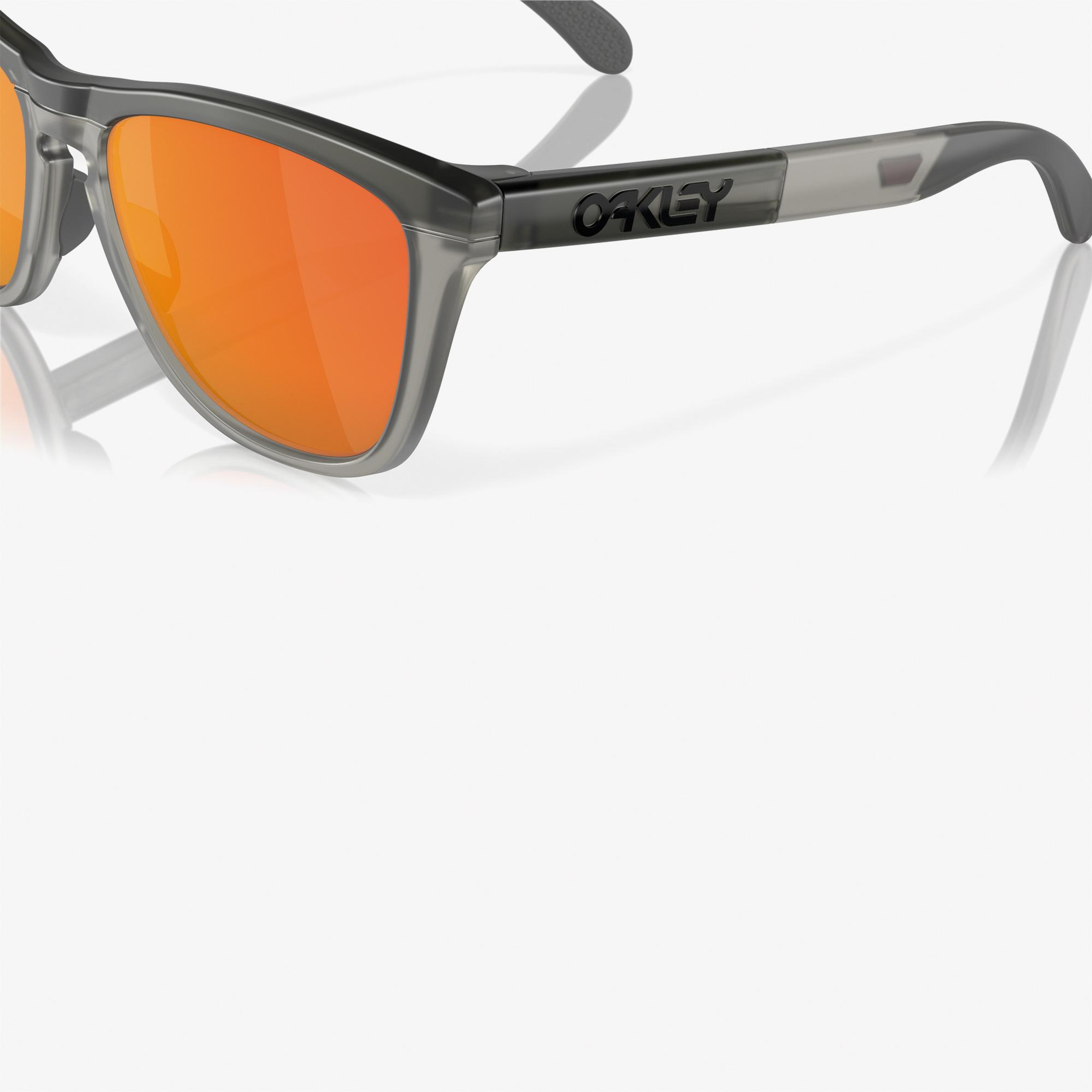 OAKLEY 0OO9284 Injected Erkek Gri Güneş Gözlüğü