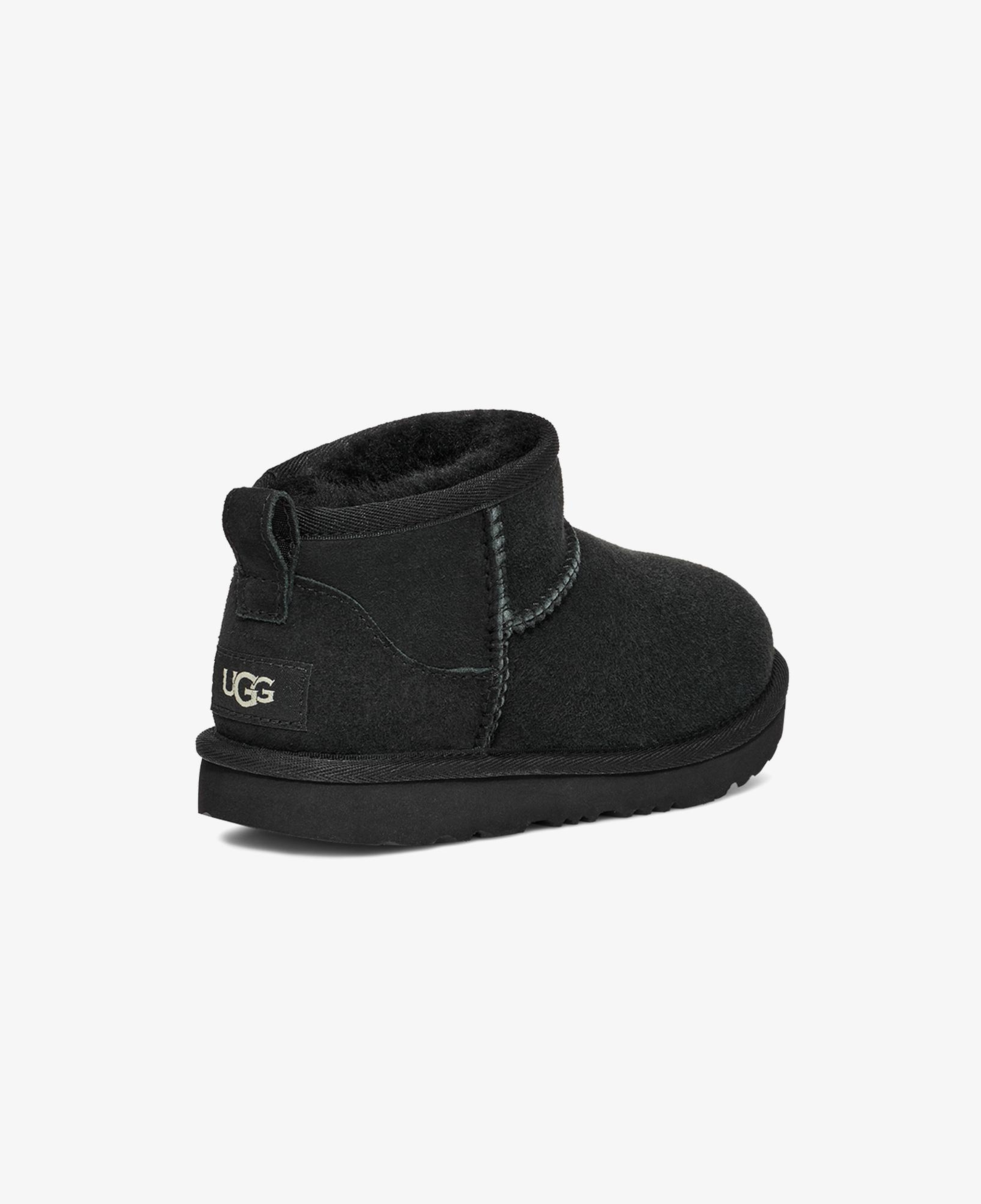 UGG Classic Ultra Mini Çocuk Siyah Bot