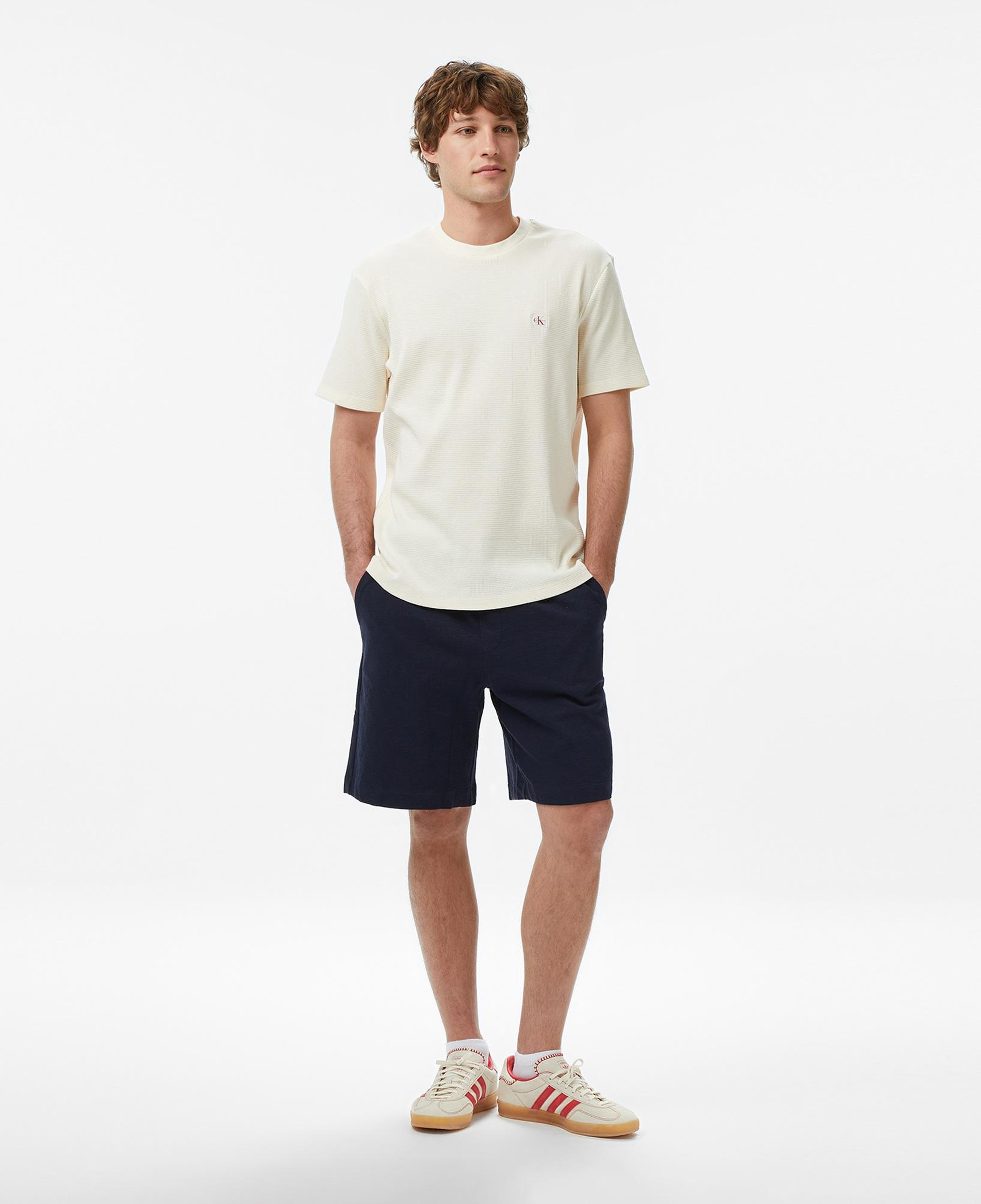 Calvin Klein Waffle Badge Crewnk Erkek Beyaz T-Shirt