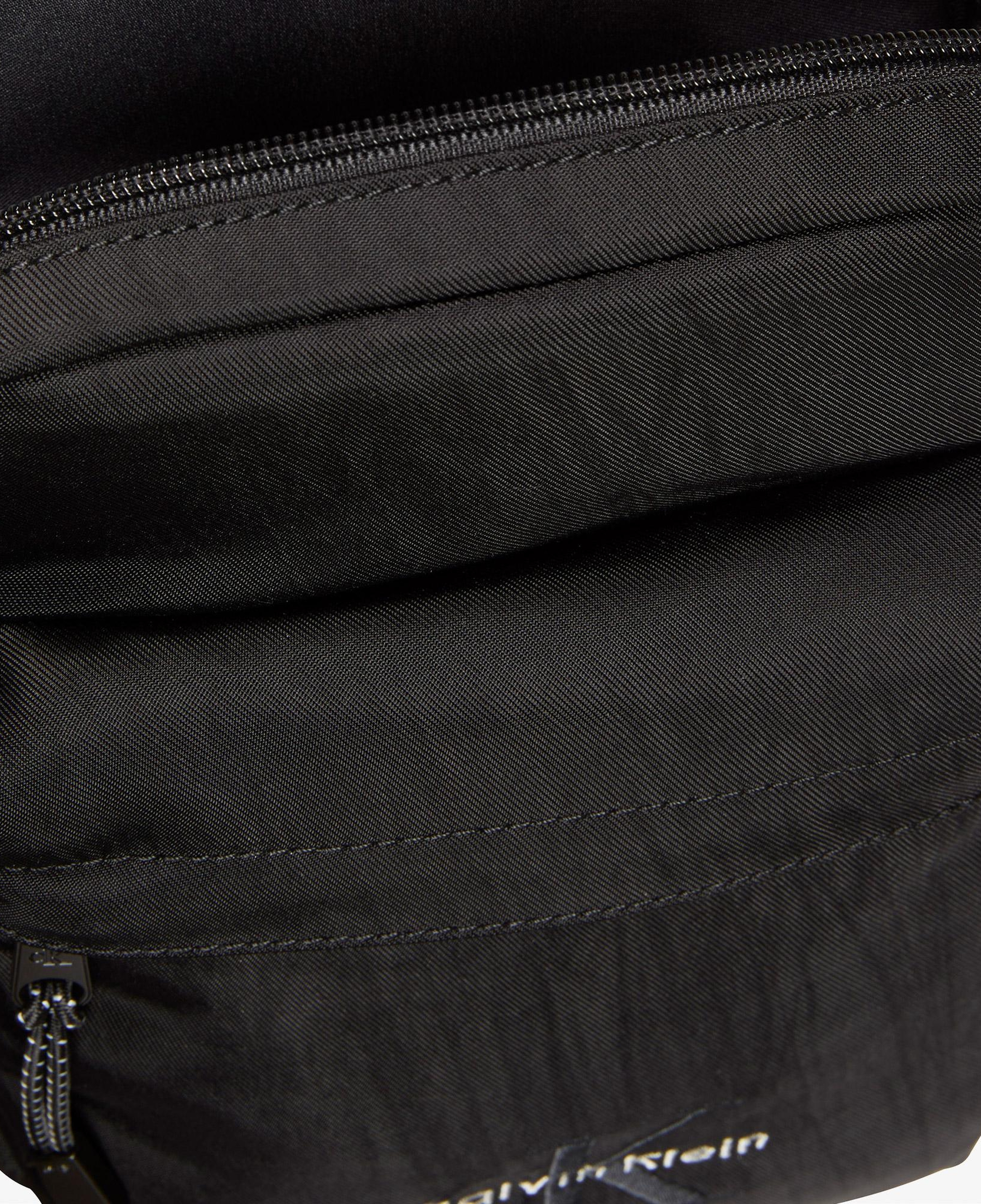 Calvin Klein Bold Sling Erkek Siyah Omuz Çantası