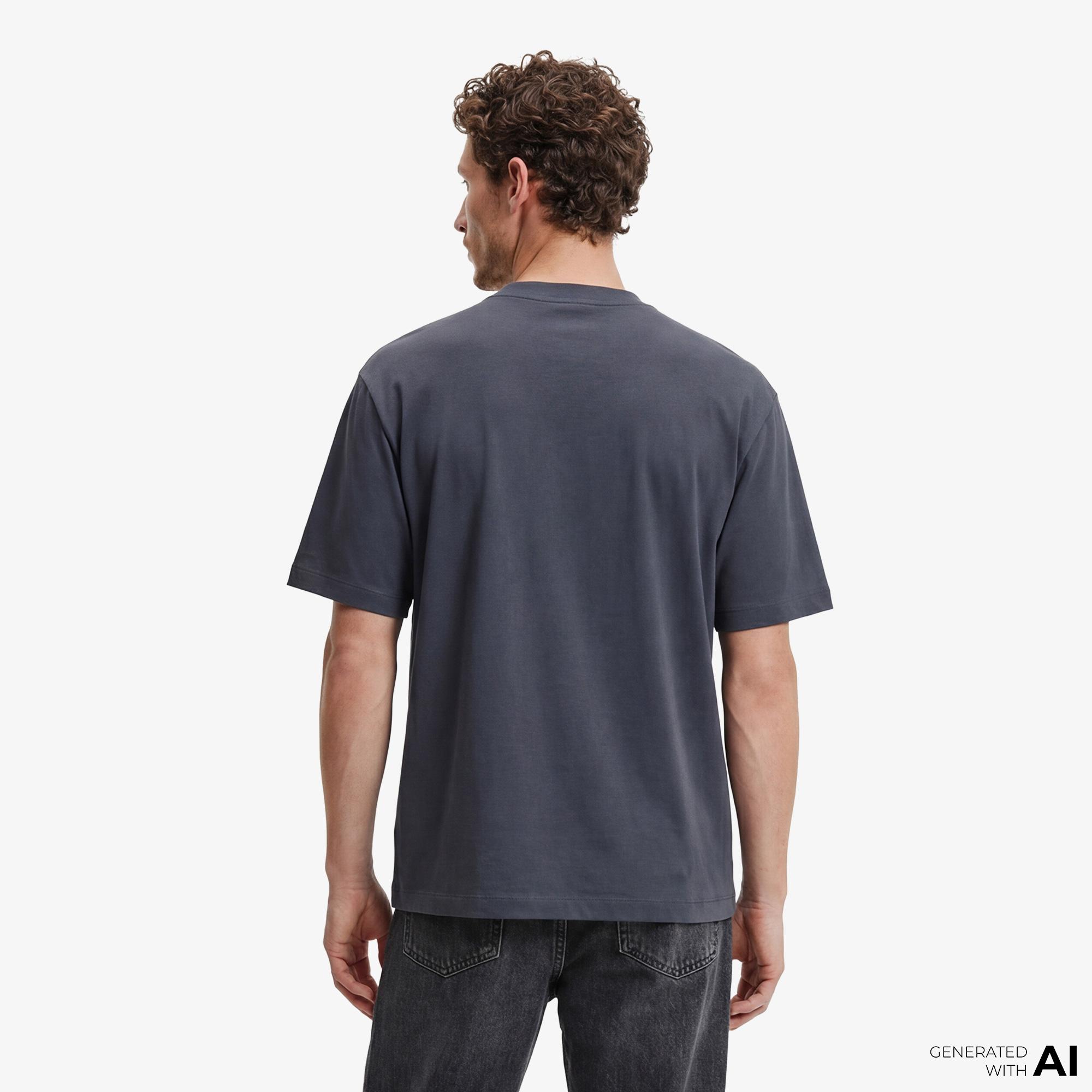 Calvin Klein Releaxed Standard Logo Crewnk Erkek Lacivert T-Shirt