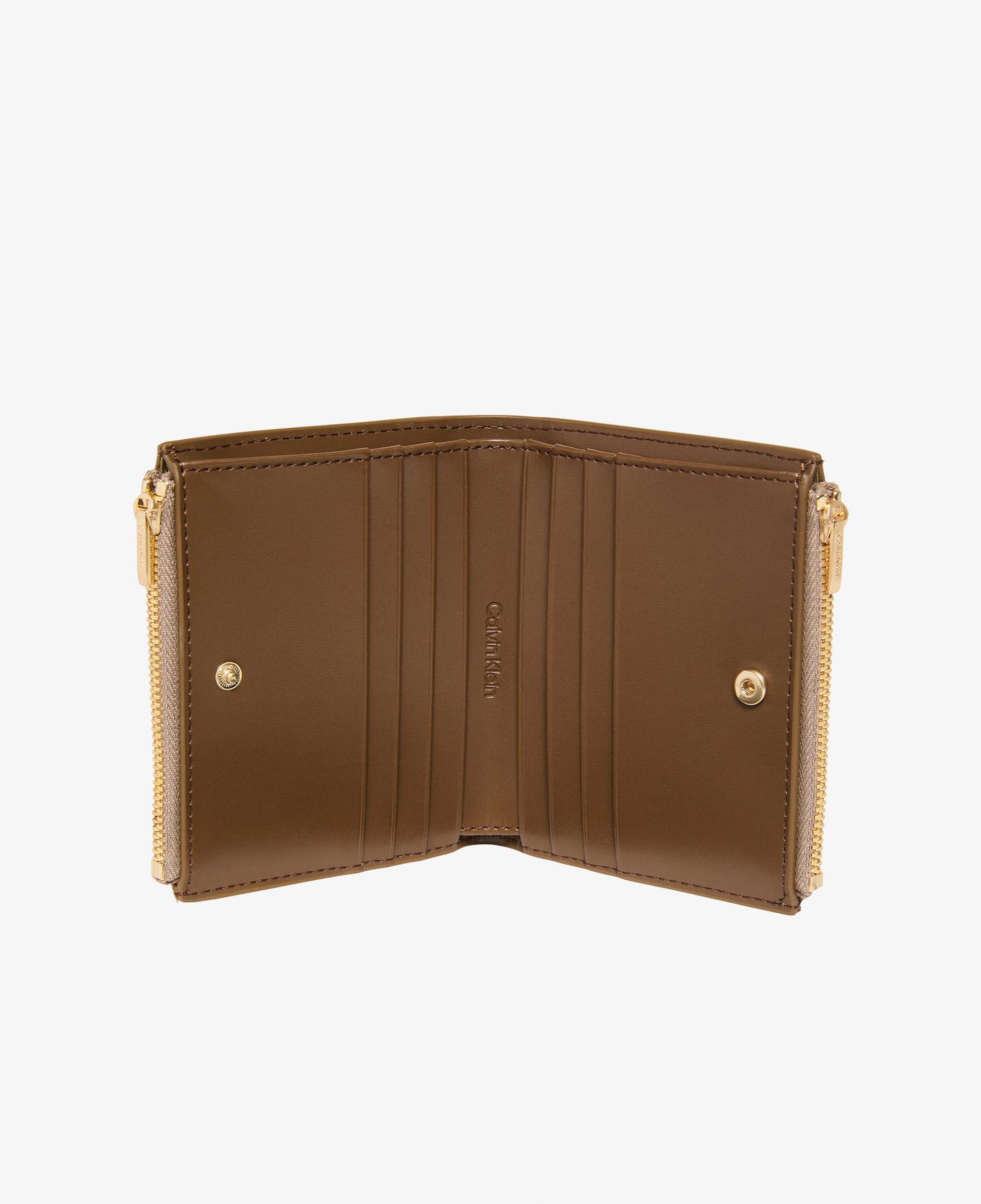 Calvin Klein Foil Logo Kadın Kahverengi Kartlık