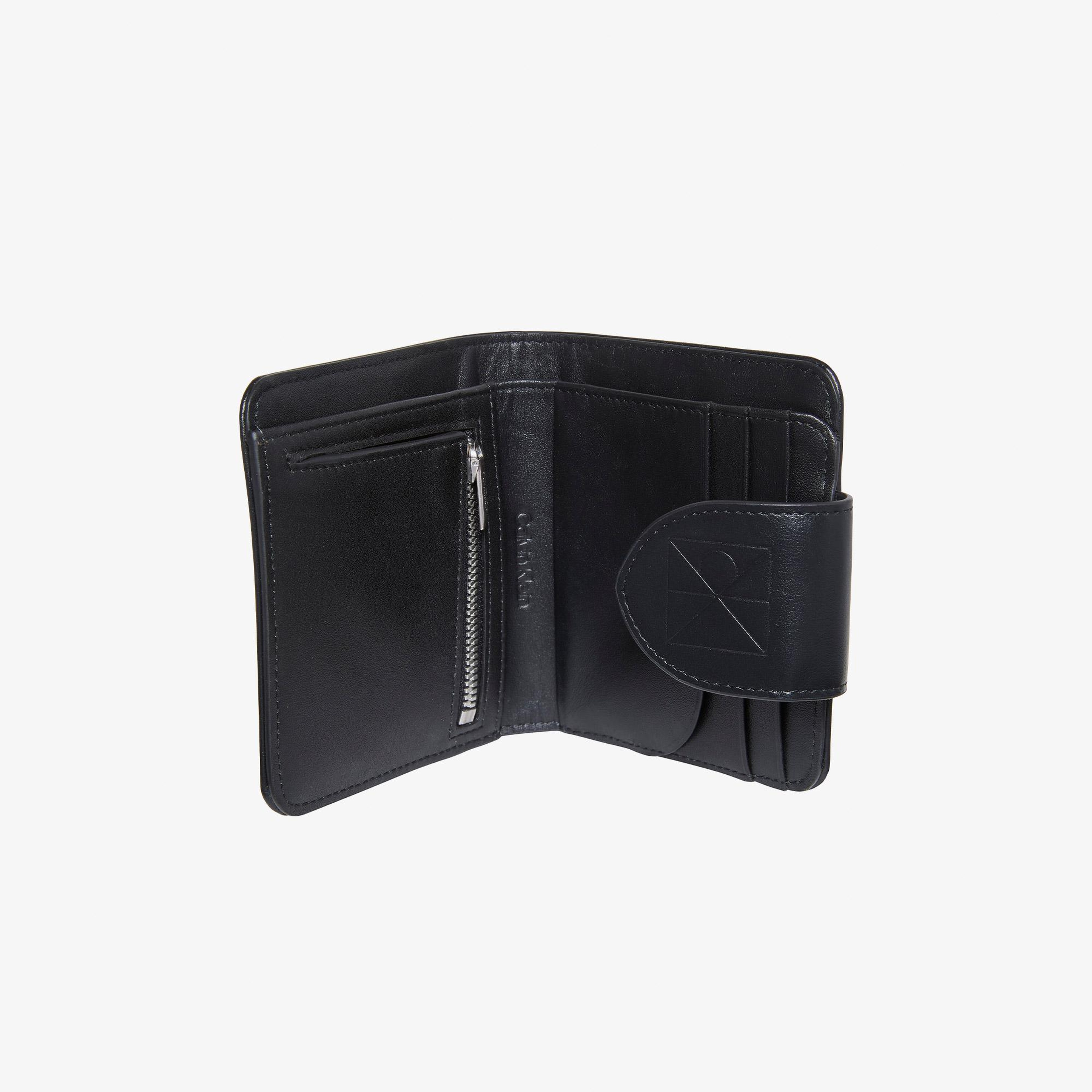 Calvin Klein Snap Tab Square Kadın Siyah Cüzdan