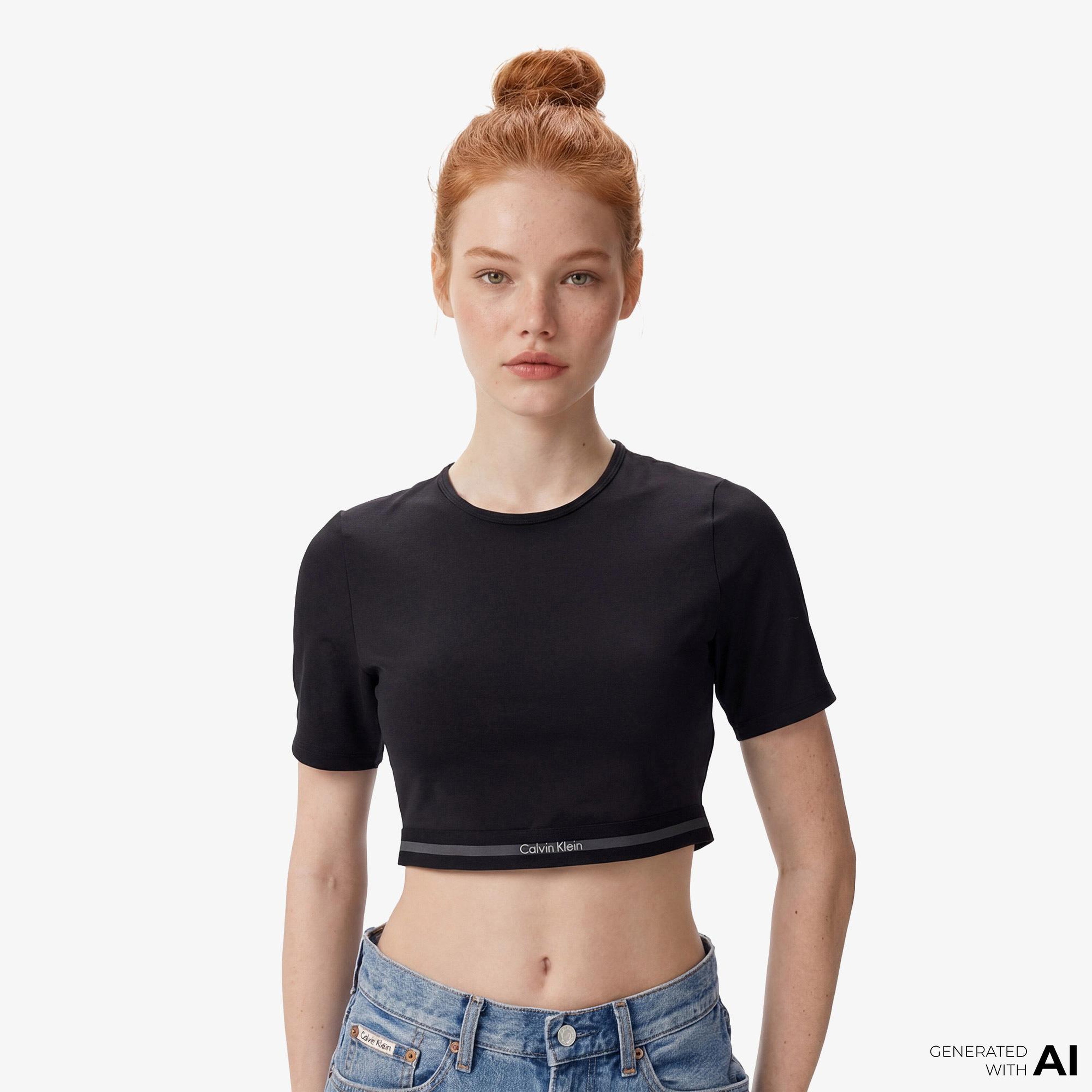 Calvin Klein Icon Sport Kadın Siyah T-Shirt
