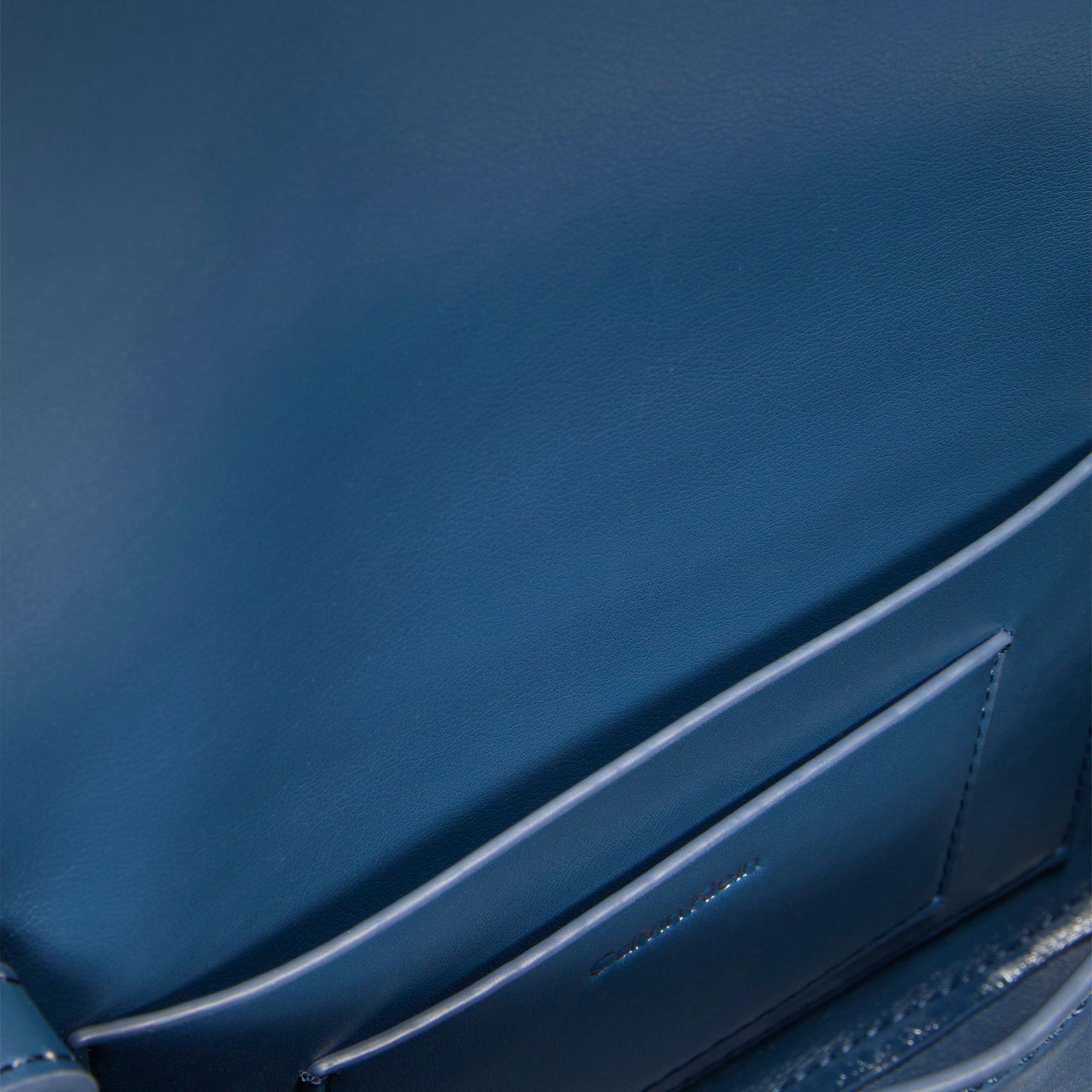 Calvin Klein Flap Camera Kadın Mavi Çapraz Çanta