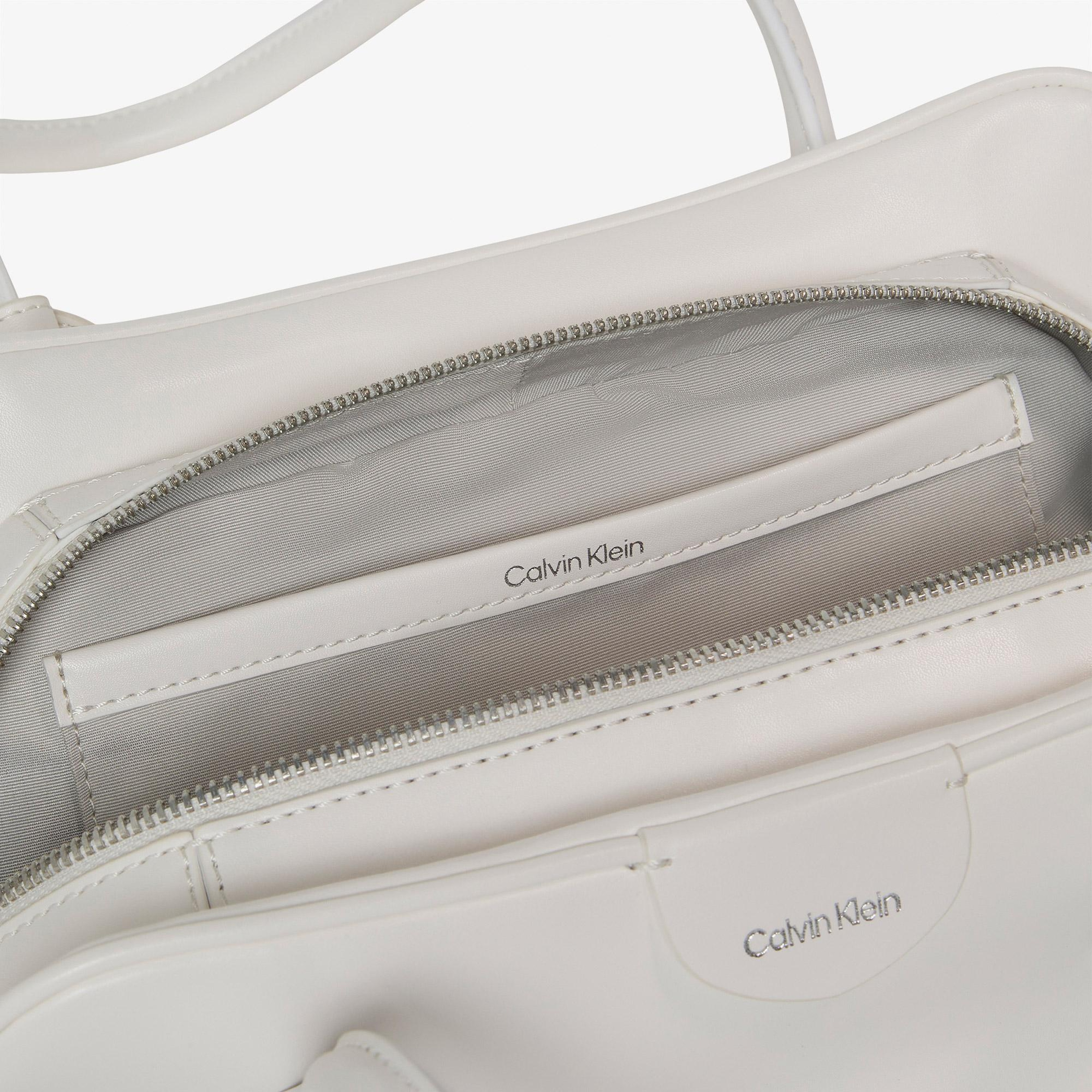 Calvin Klein Emblem Trio Shoulder Kadın Beyaz Çapraz Çanta