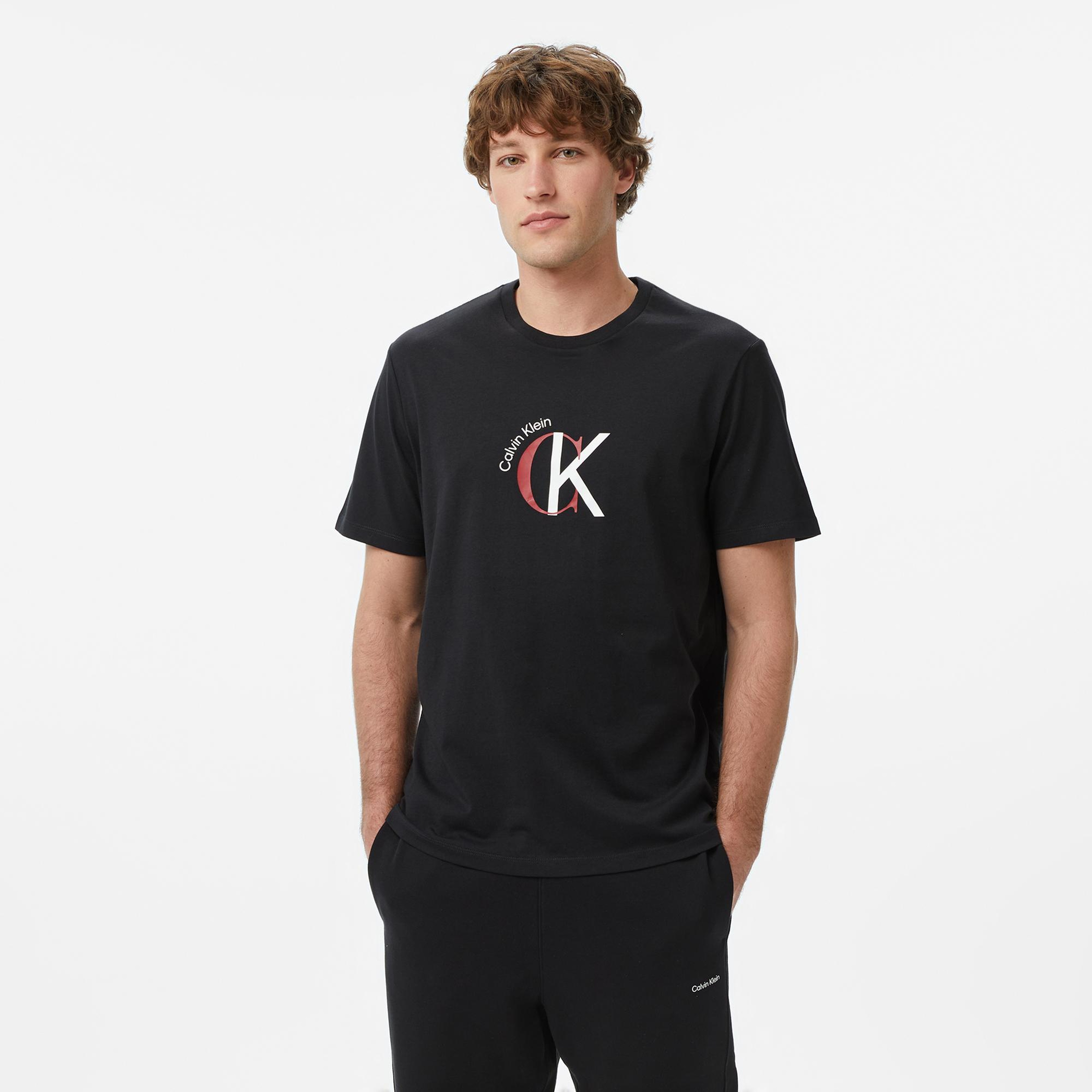 Calvin Klein 30S Graphic Erkek Siyah T-Shirt
