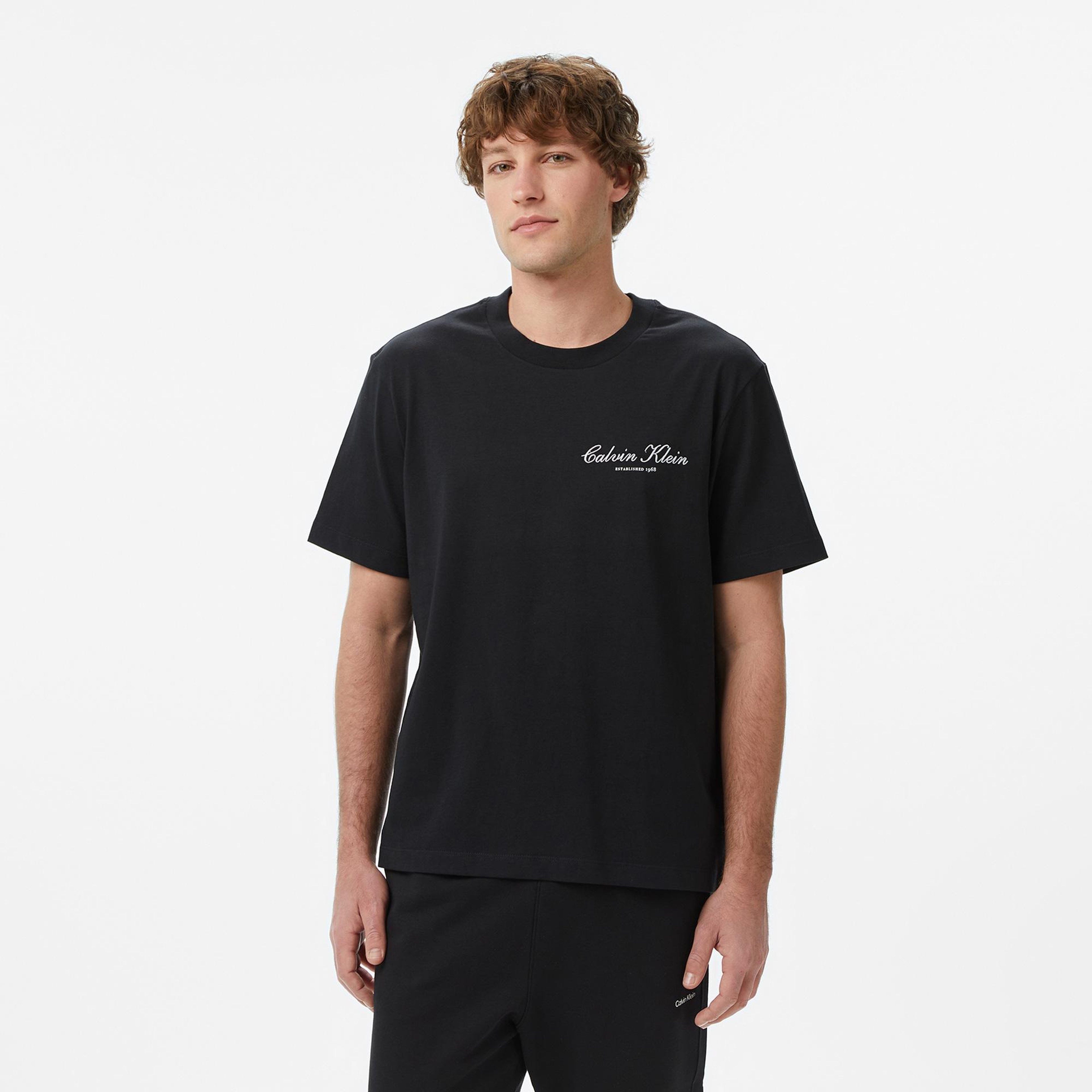 Calvin Klein 20S March Graphic Seasonal Erkek Siyah T-Shirt
