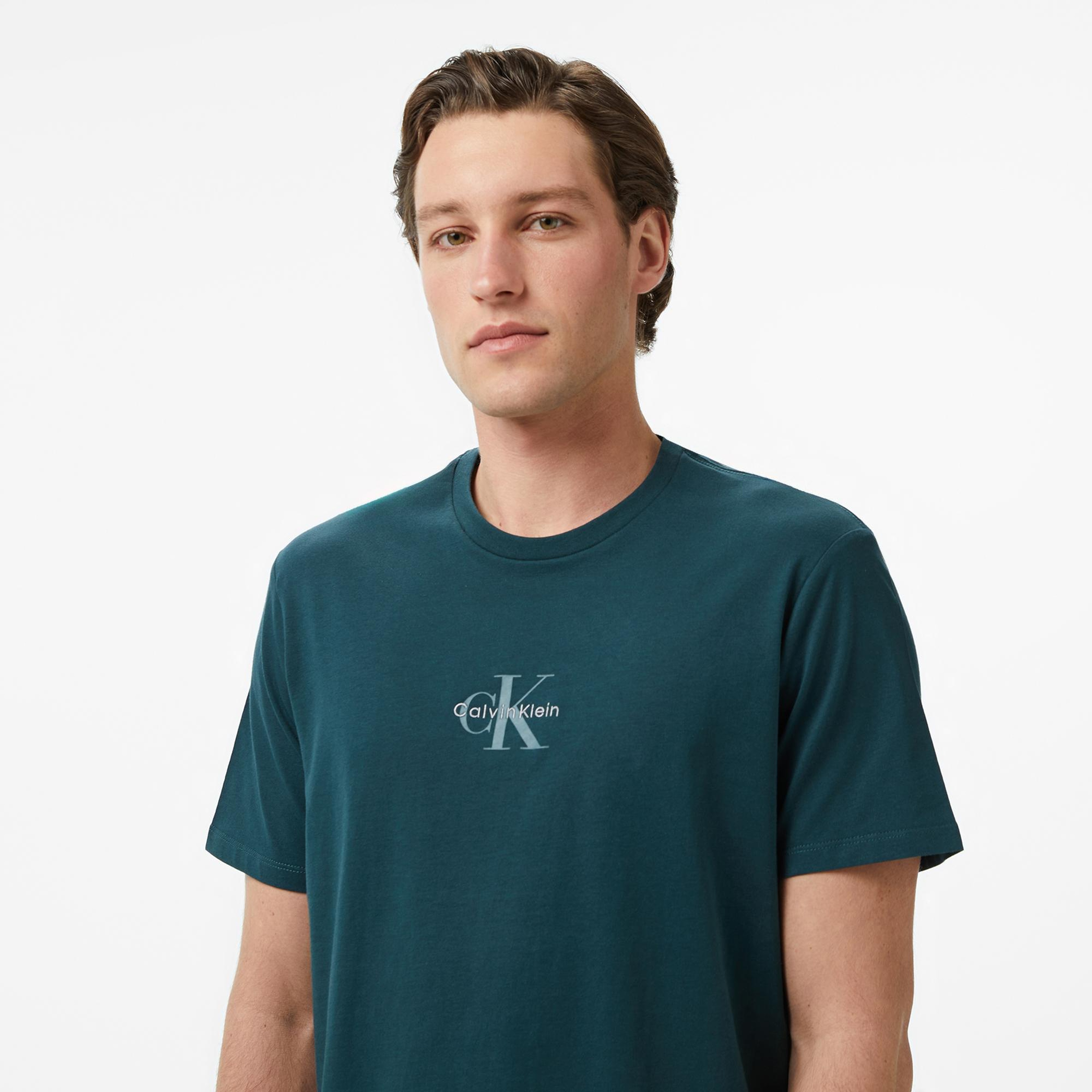 Calvin Klein 30S Micro Monologo Graphic Erkek Yeşil T-Shirt
