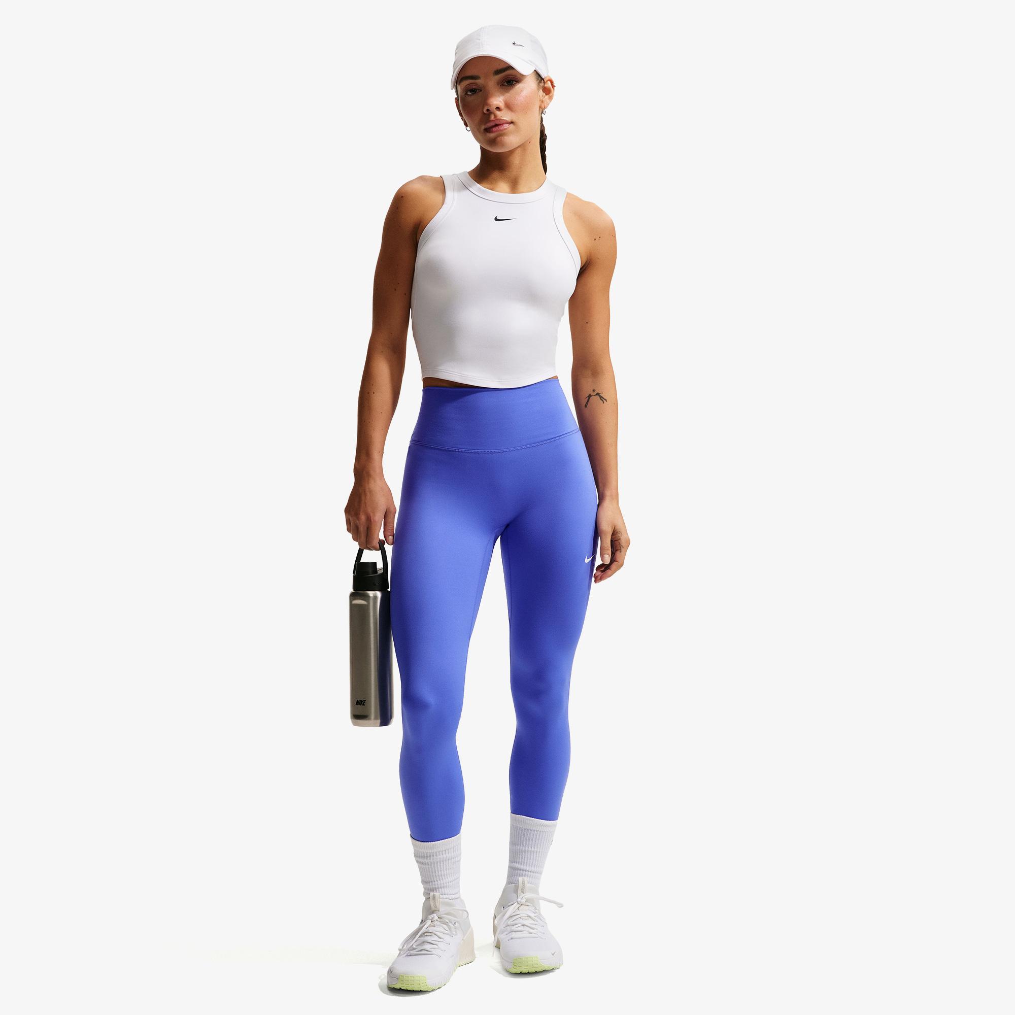 Nike One Fitted Dri-Fit Kadın Beyaz Crop T-Shirt