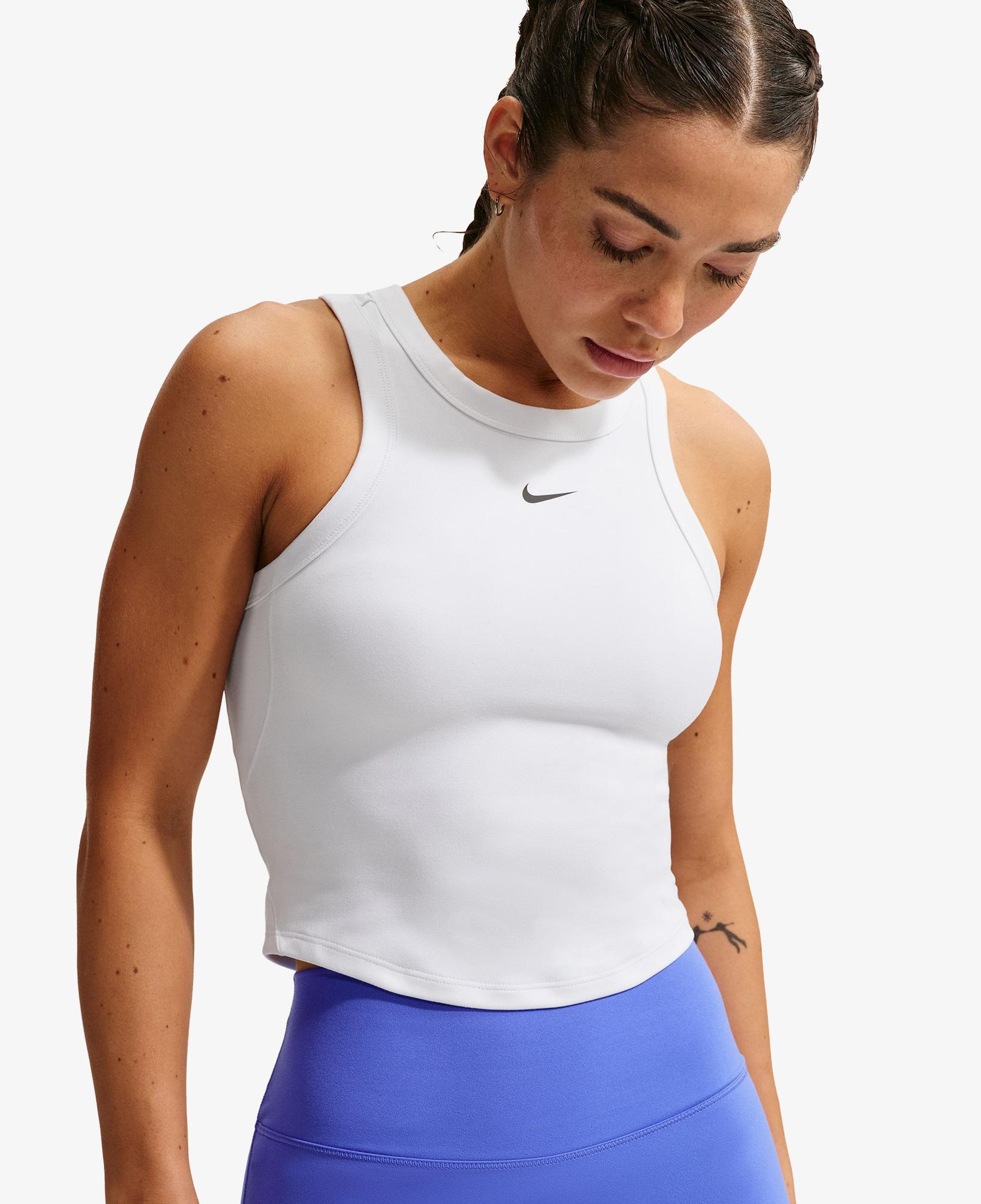 Nike One Fitted Dri-Fit Kadın Beyaz Crop T-Shirt