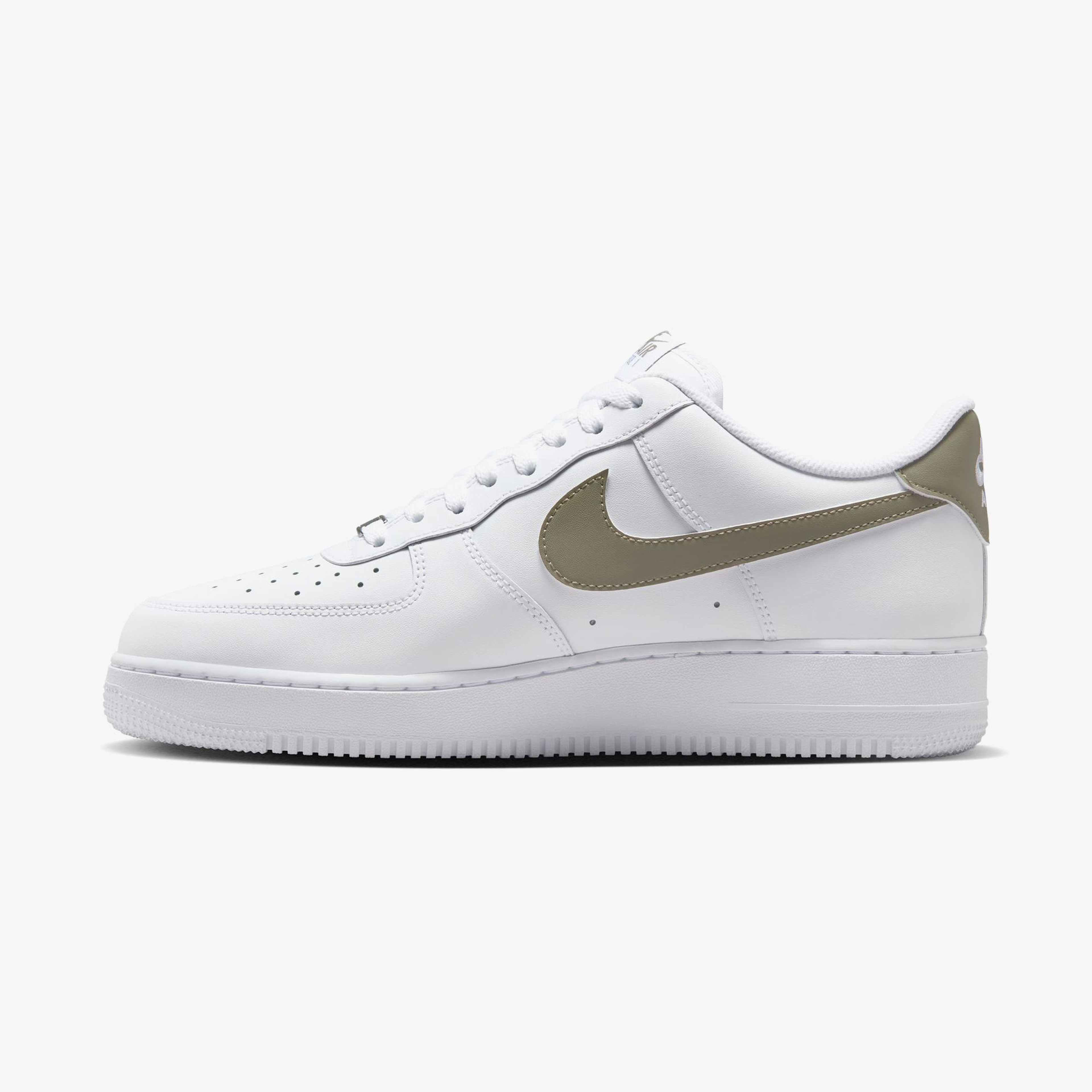 Nike Air Force 1 '07 Erkek Beyaz Spor Ayakkabı
