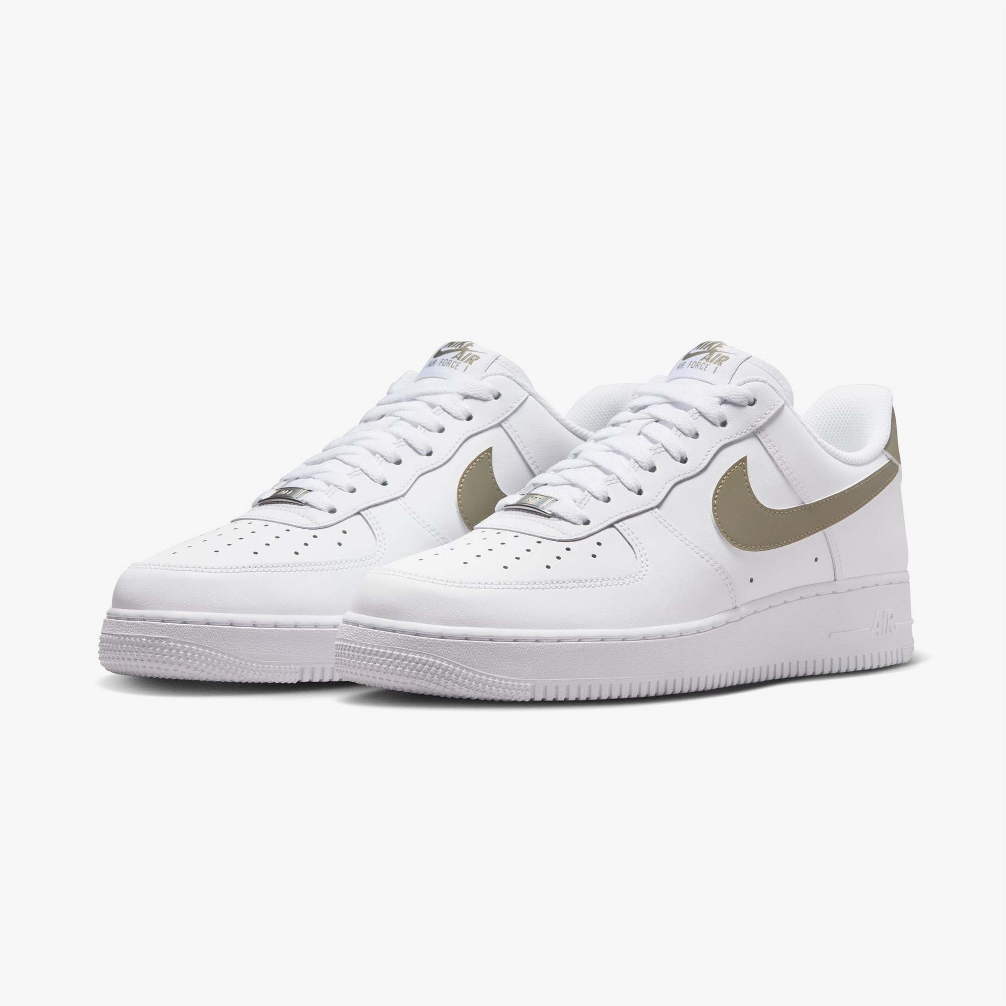 Nike Air Force 1 '07 Erkek Beyaz Spor Ayakkabı