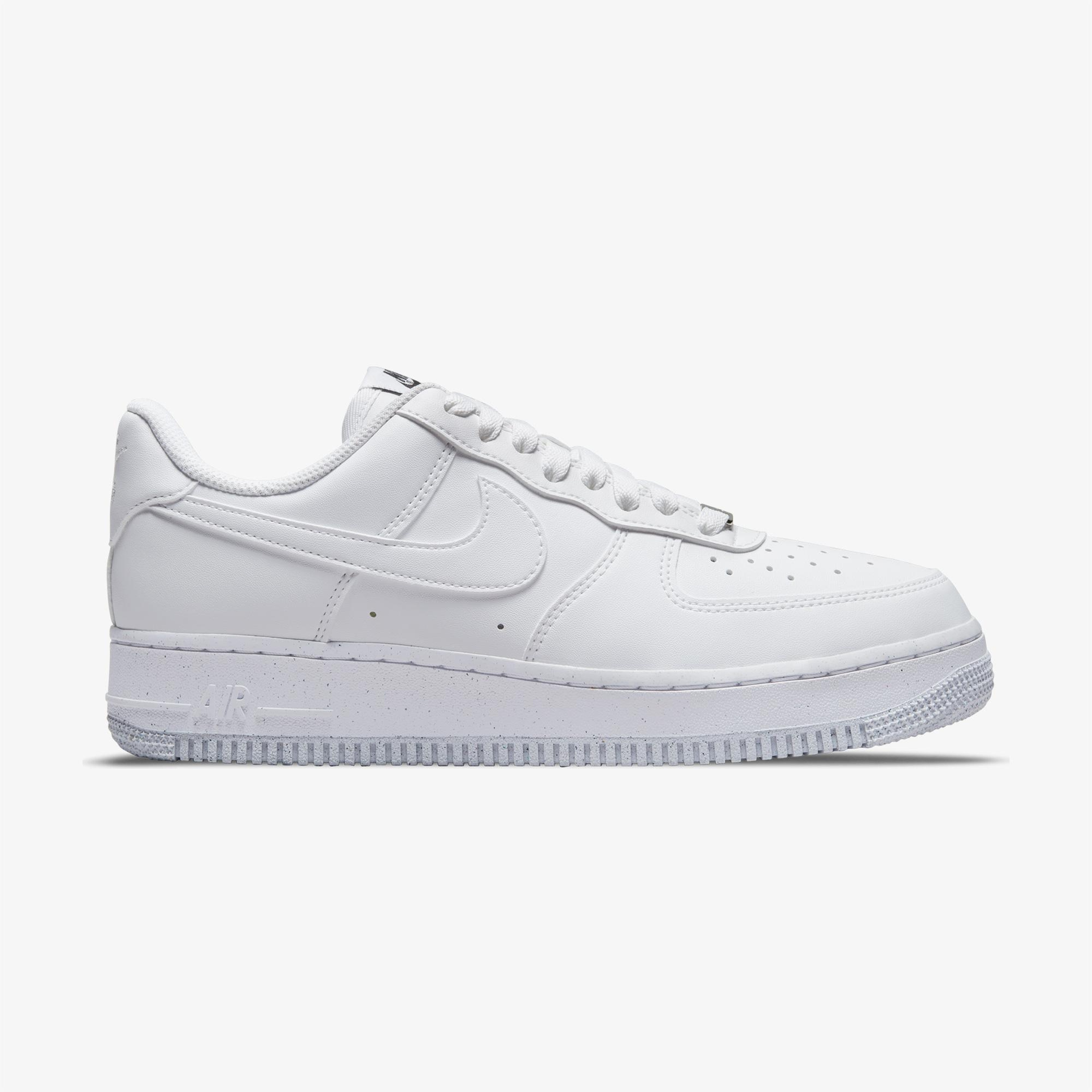 Nike Air Force 1 07 Next Nature Kadın Beyaz Spor Ayakkabı