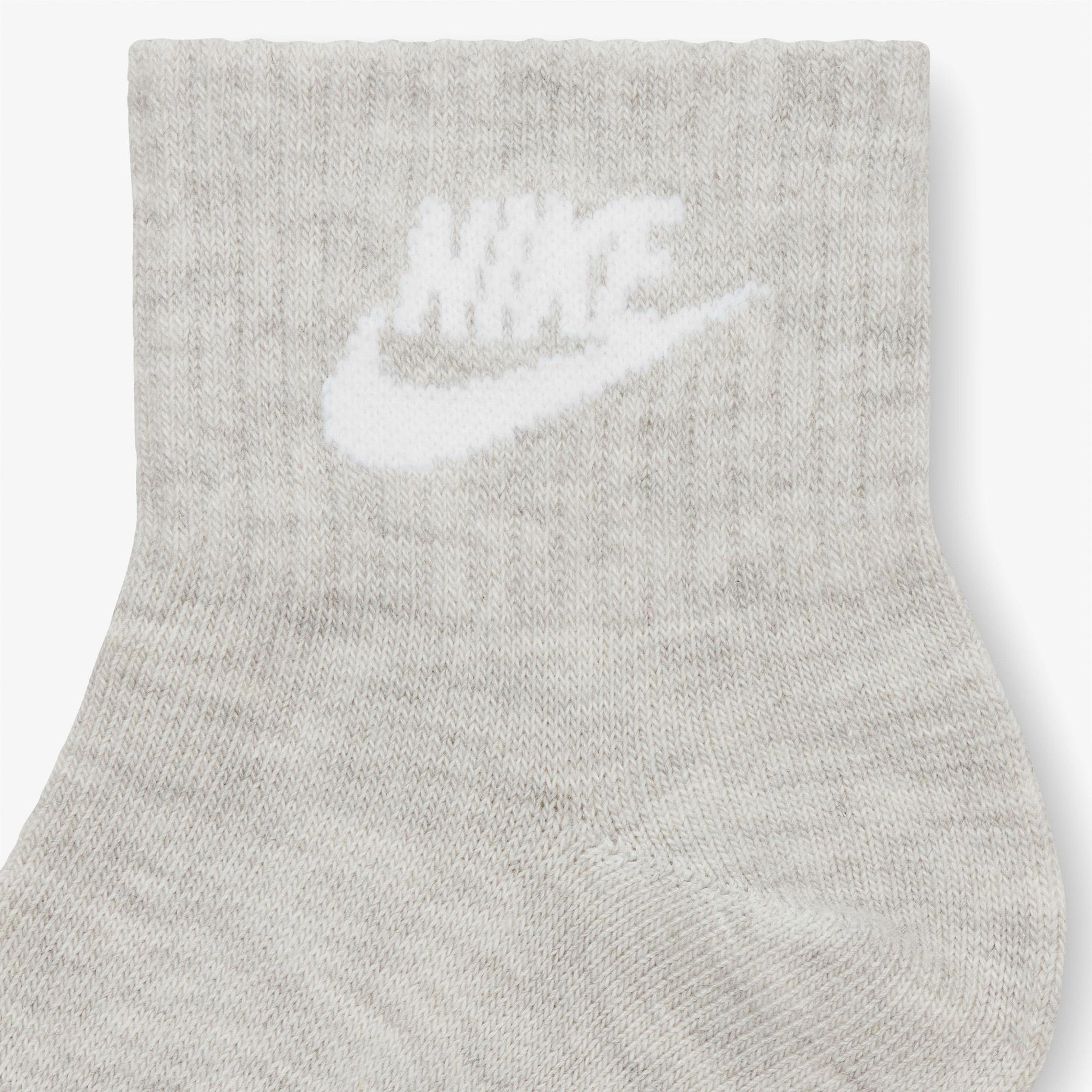 Nike Sportswear Everyday Essential 3' lü Unisex Renkli Çorap