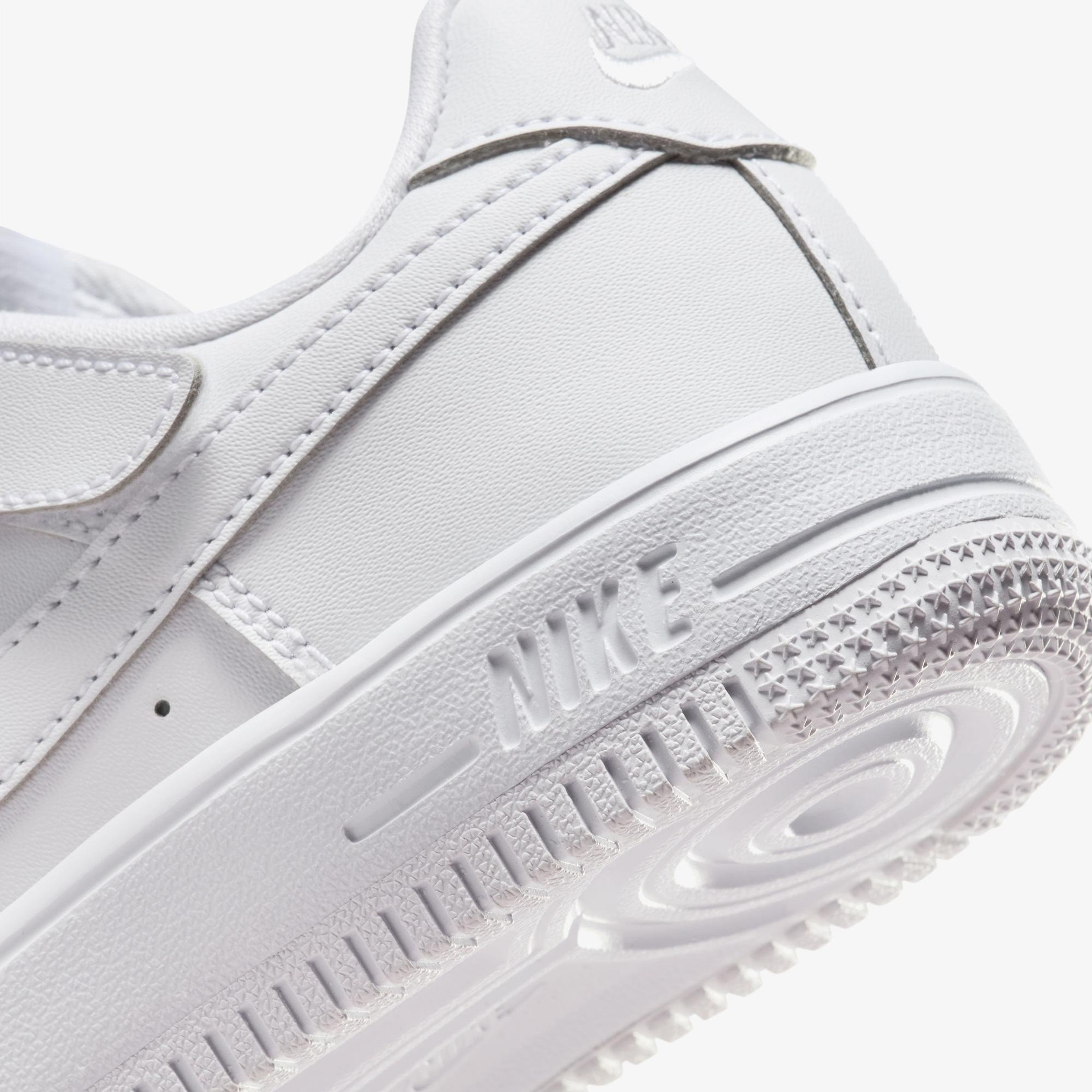 Nike Air Force 1 Low EasyOn Beyaz Spor Ayakkabı