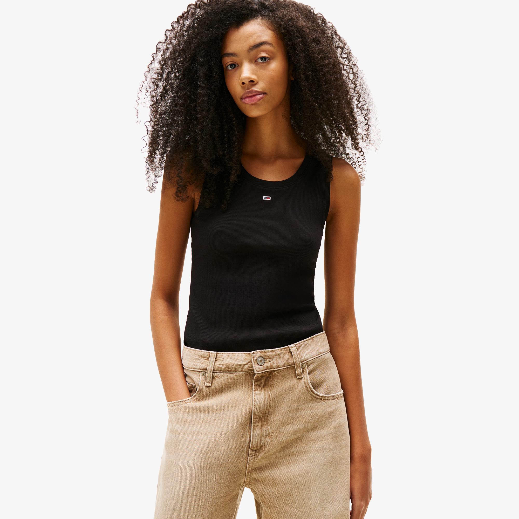 Tommy Hilfiger Denim Essentials Kadın Siyah T-Shirt