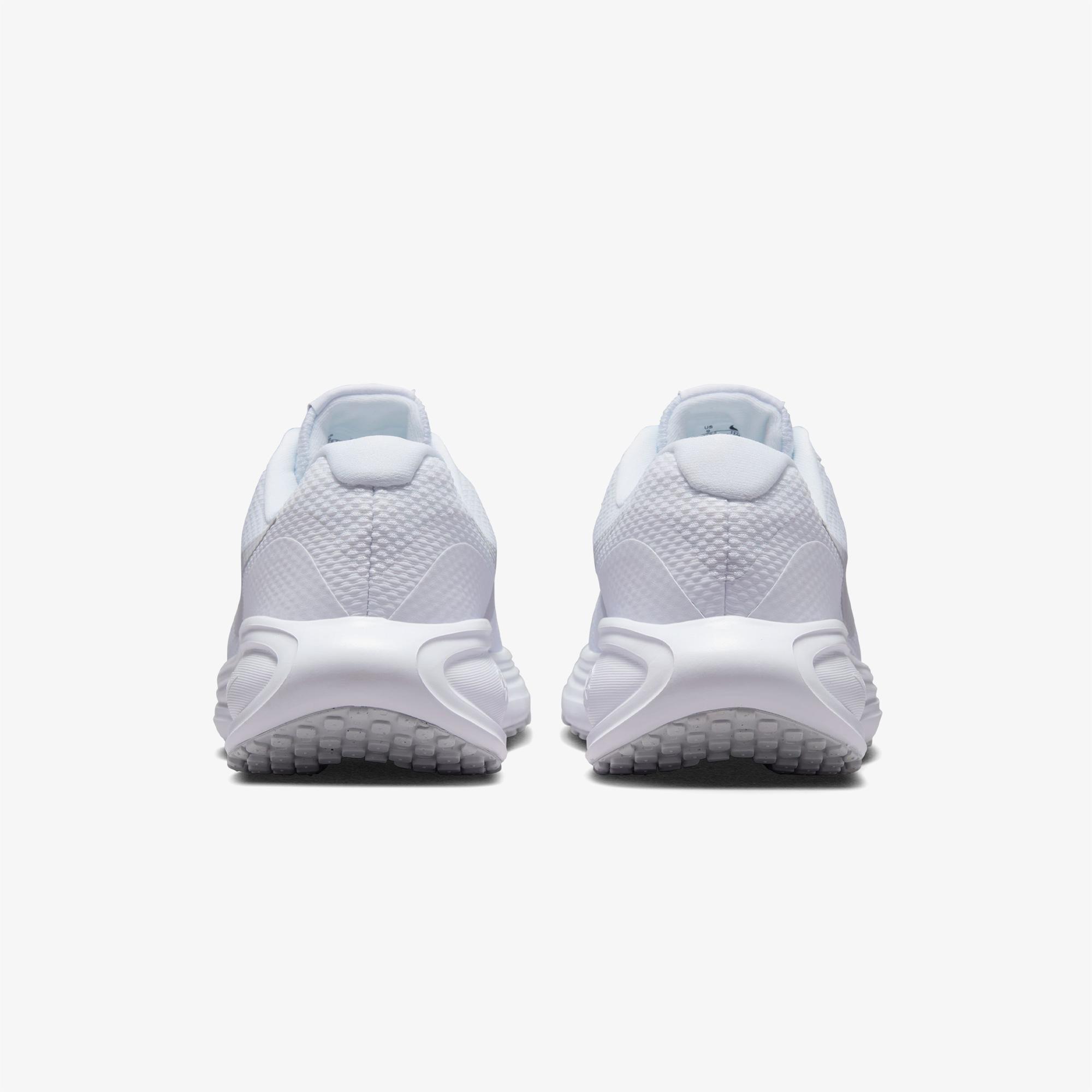 Nike Beyaz Nike Revolution 8