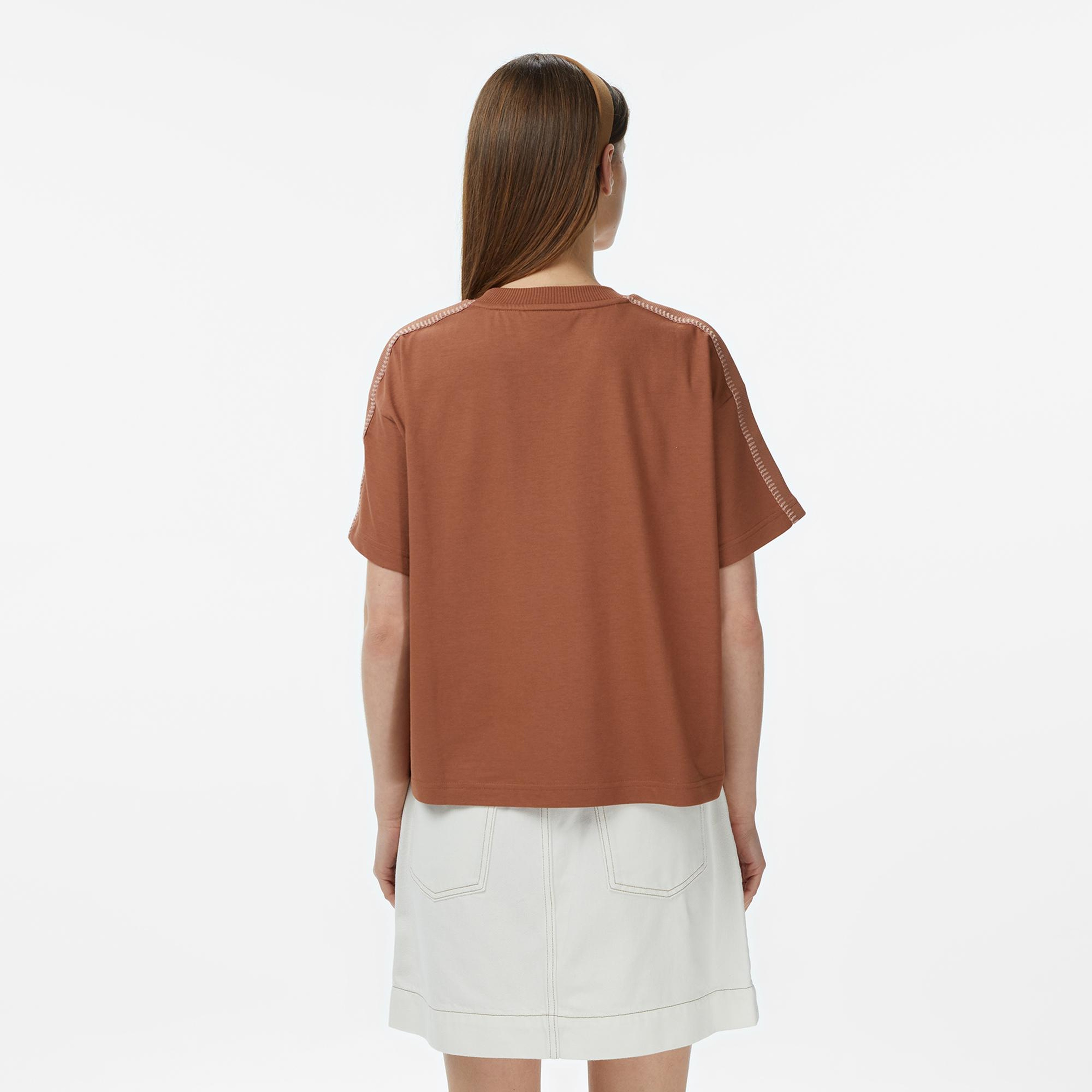 Lacoste Kadın Loose Fit Bisiklet Yaka Kahverengi T-Shirt