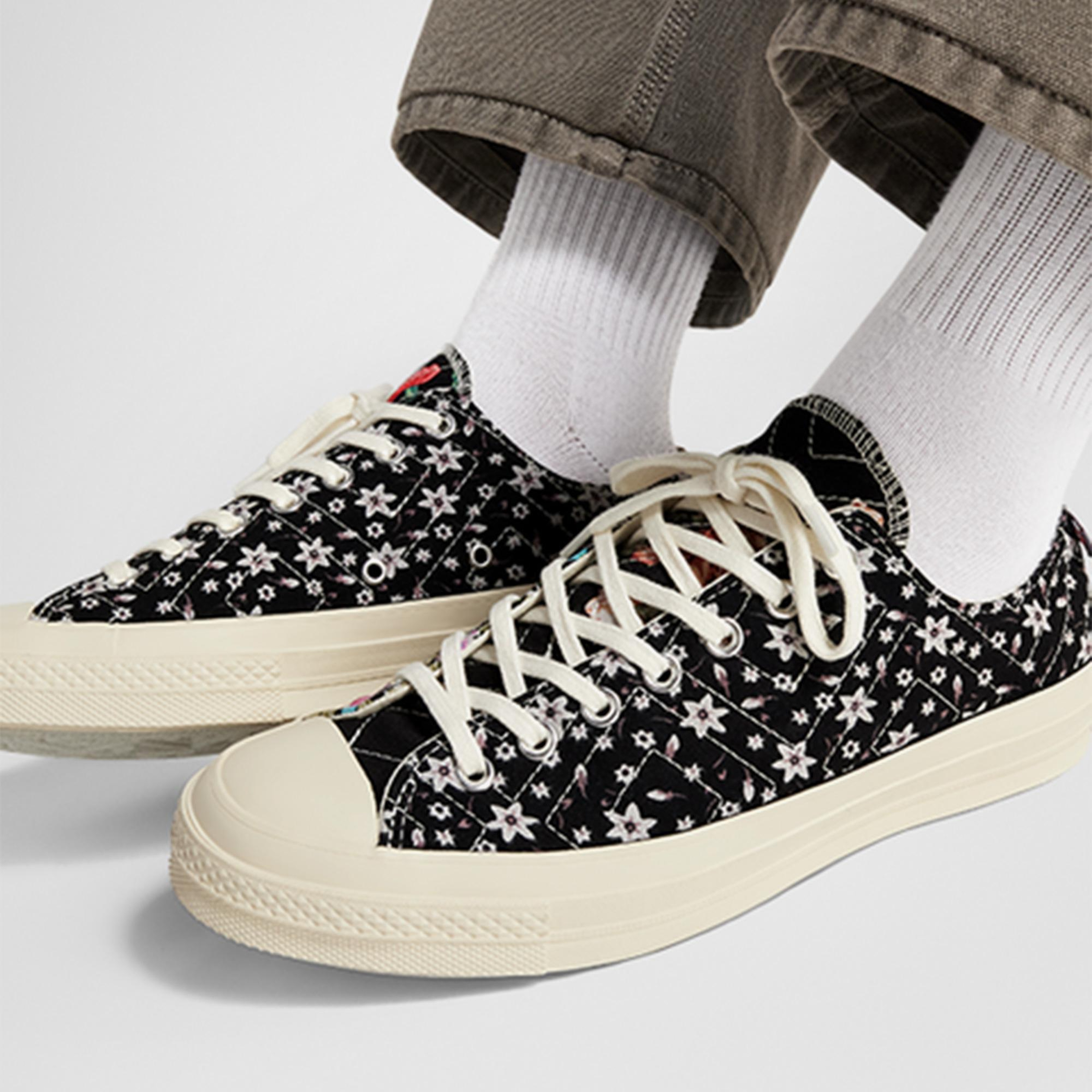 Converse Beyond Retro Upcycled Floral Chuck 70 Kadın Renkli Sneaker