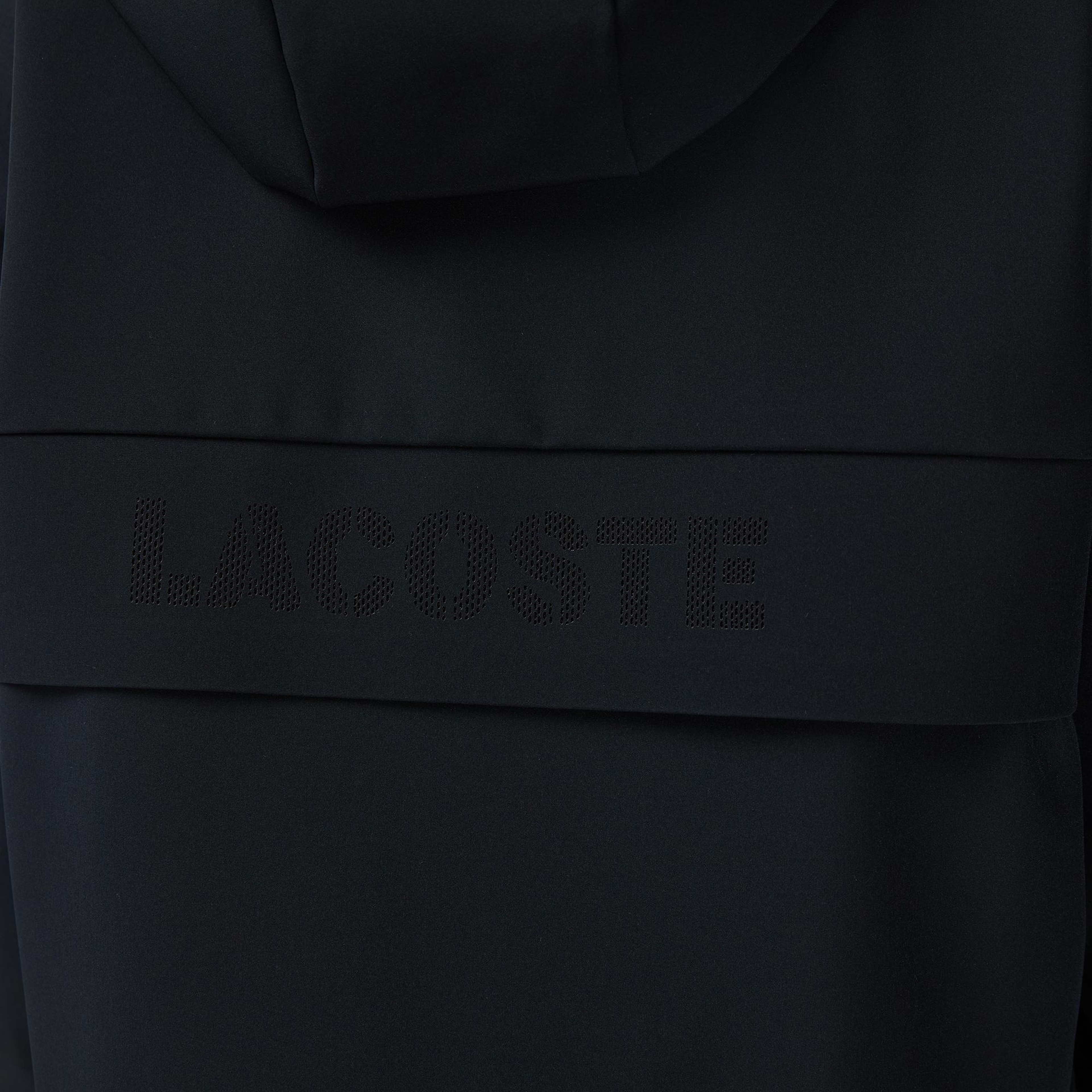 Lacoste Kadın Regular Fit Kapüşonlu Baskılı Siyah Yağmurluk