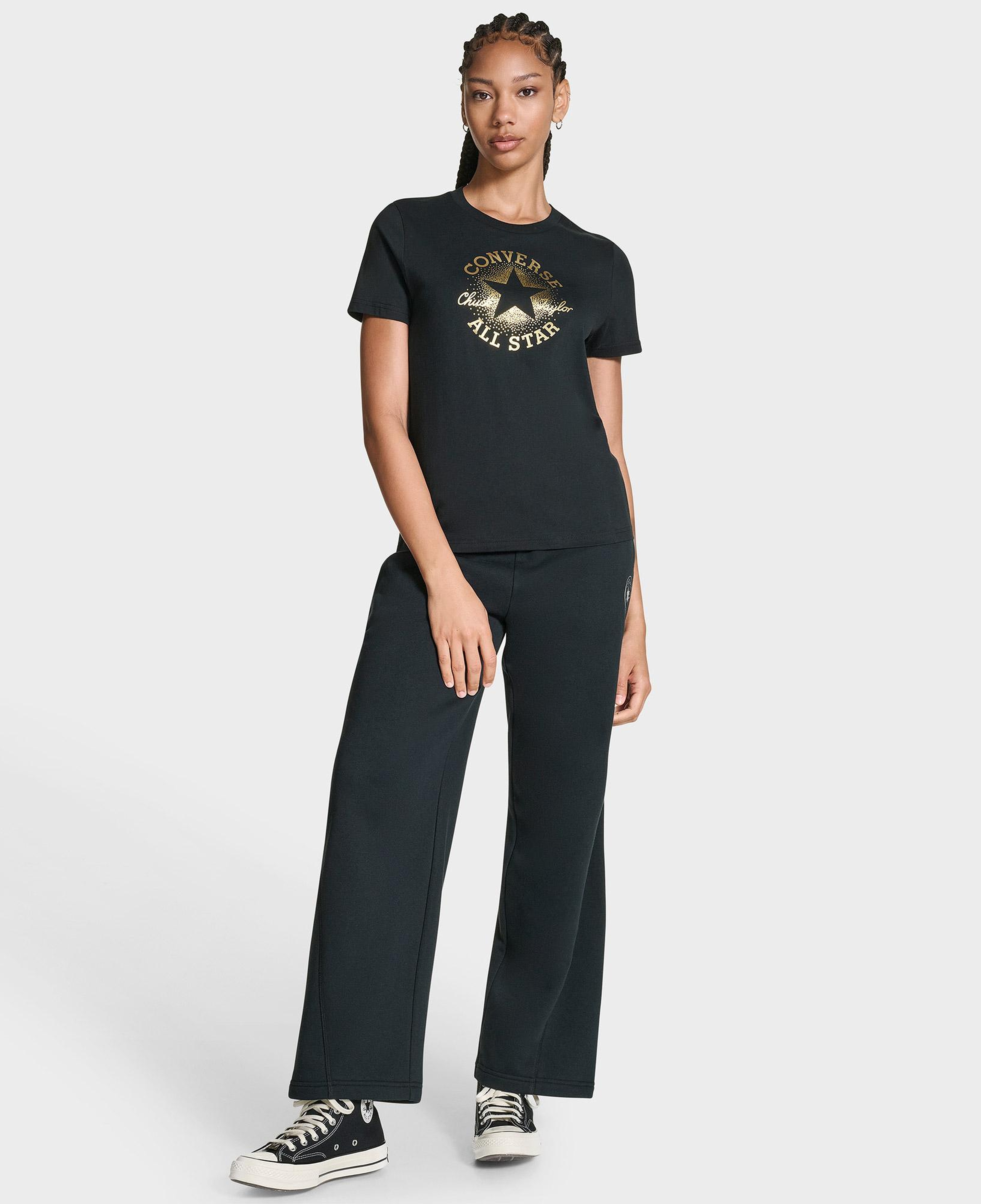 Converse Kadın Chuck Logolu Matalik Siyah T-Shirt