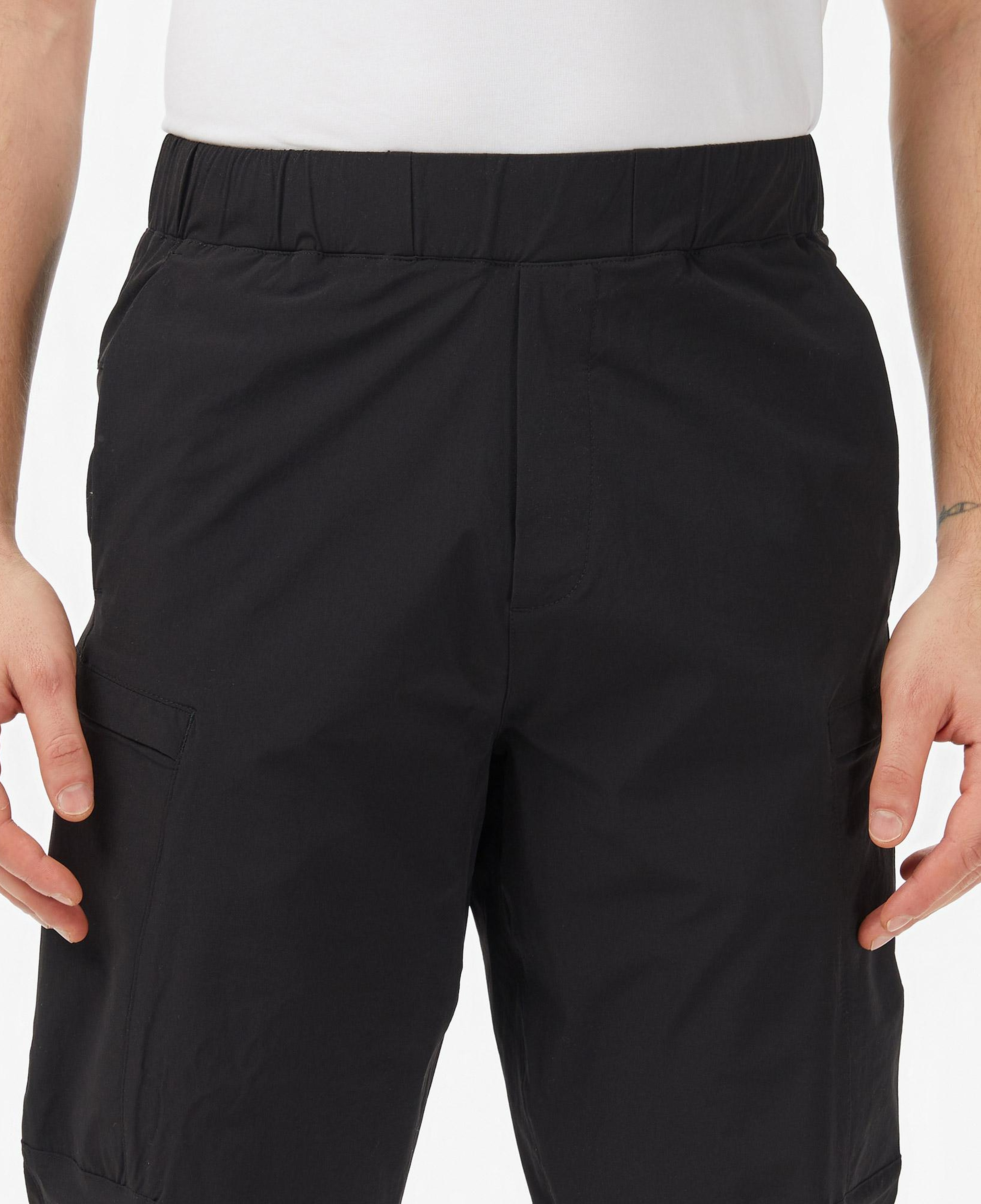 Lacoste Erkek Relaxed Fit Siyah Pantolon