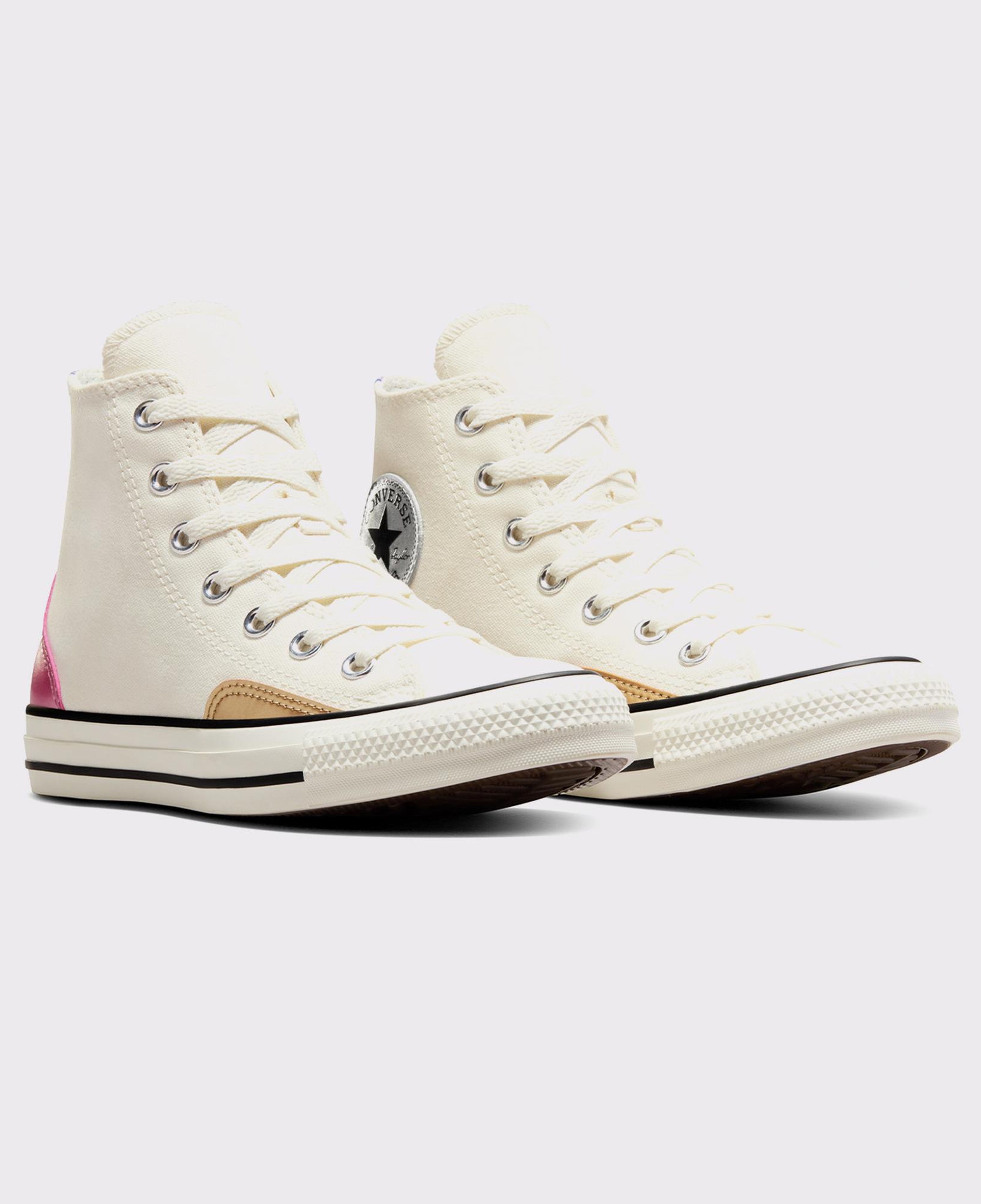Converse Chuck Taylor All Star Kadın Krem Sneaker