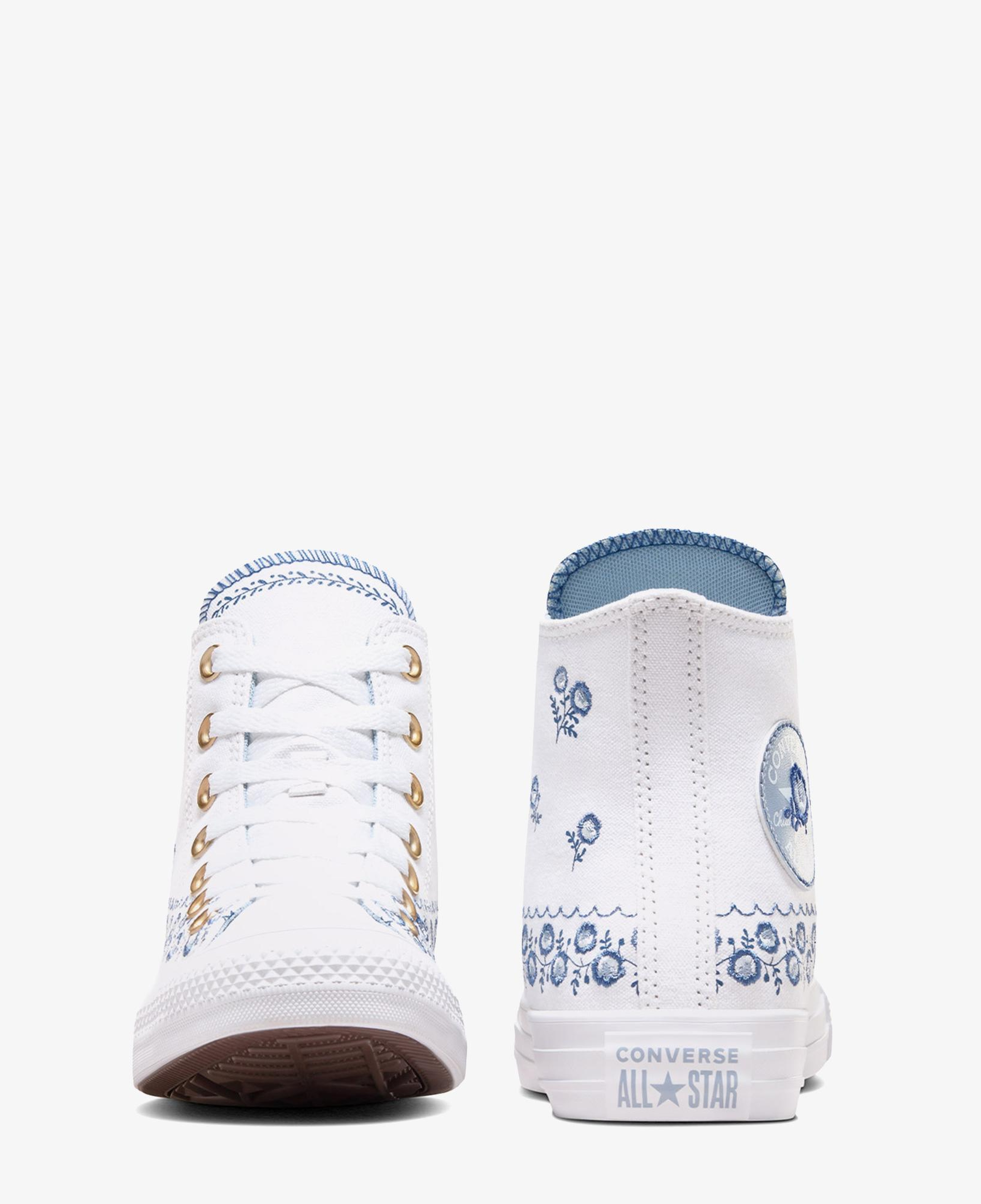 Converse Chuck Taylor All Star Kadın Beyaz Sneaker