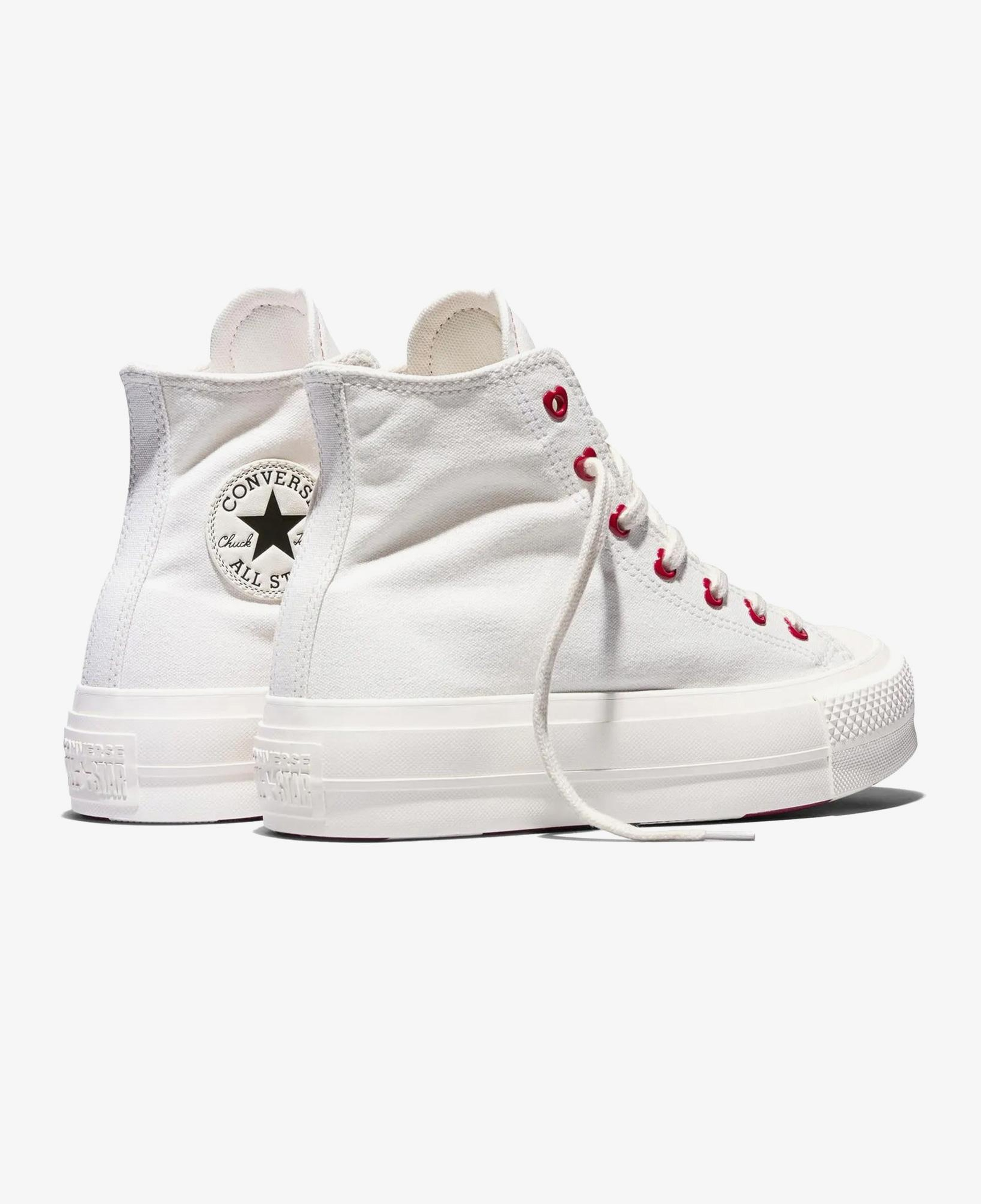 Converse Valentine's Day Chuck Taylor All Star Lift Kadın Krem Sneaker